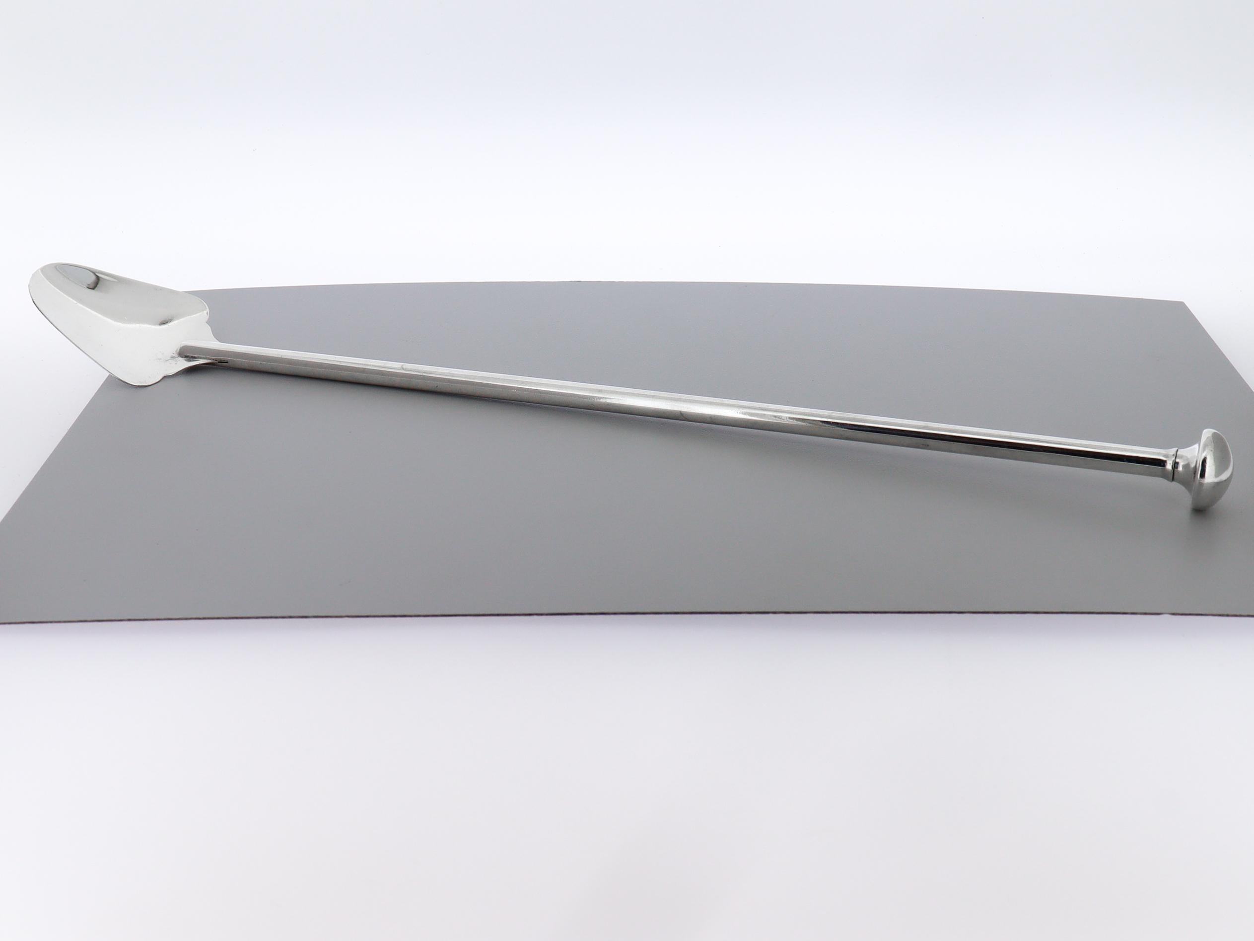 Cucchiaio da cocktail o agitatore d'argento Cartier d'epoca della metà del secolo scorso In condizioni buone in vendita a Philadelphia, PA