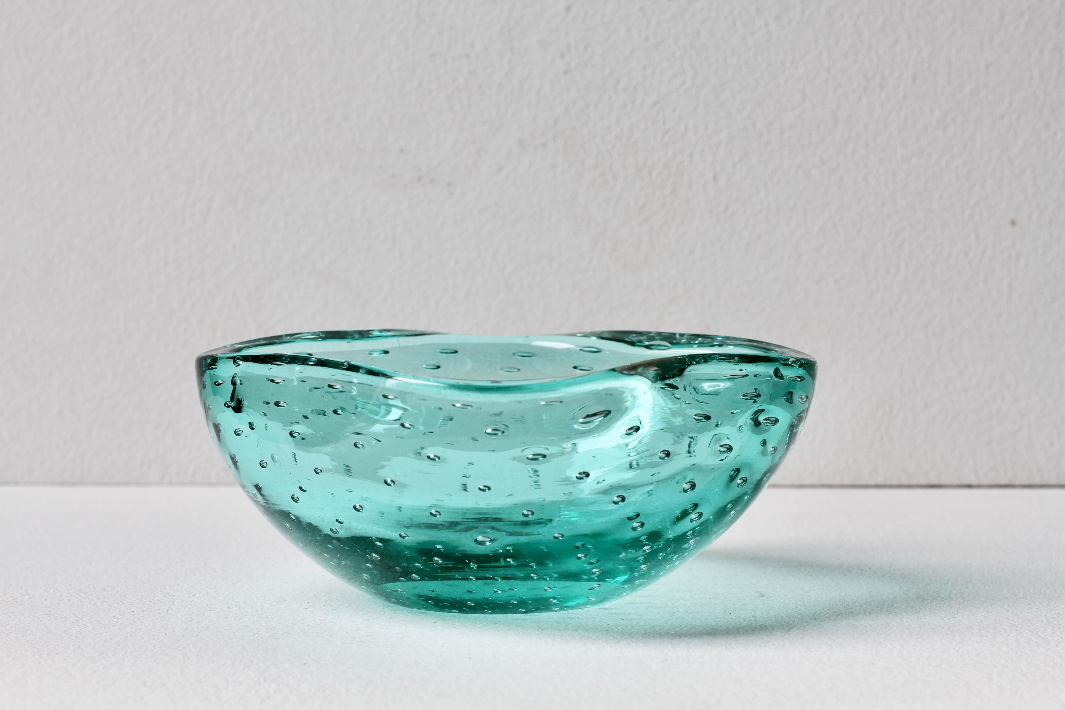 Italian Vintage Mid-Century Cenedese Murano Glass Bullicante Bubble Bowl Dish or Ashtray For Sale