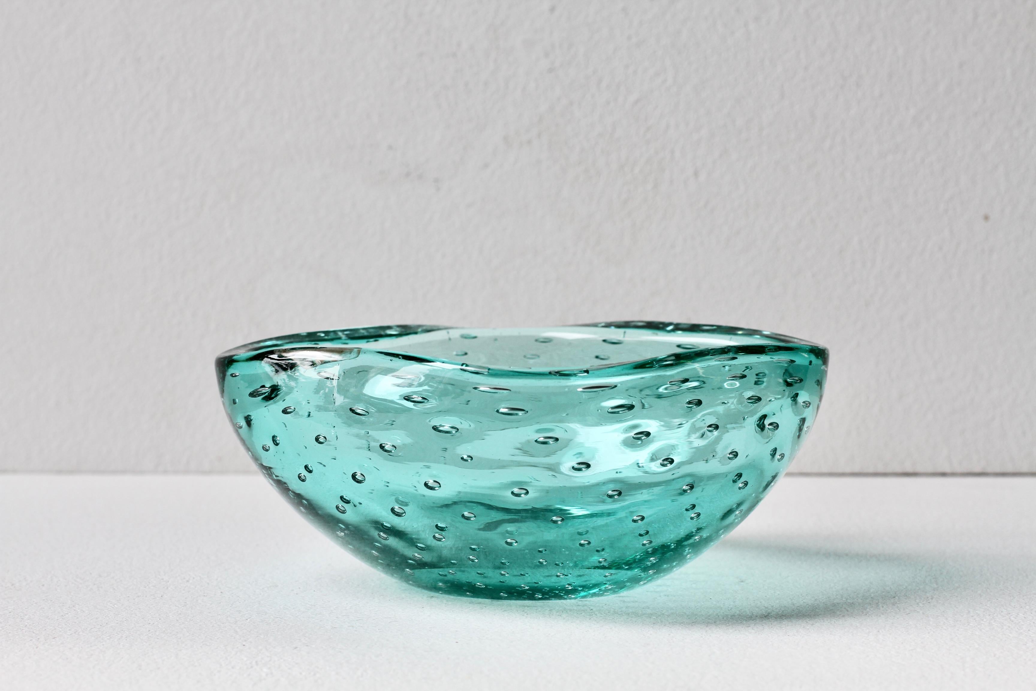 Vintage Mid-Century Cenedese Murano Glass Bullicante Bubble Bowl Dish or Ashtray For Sale 3