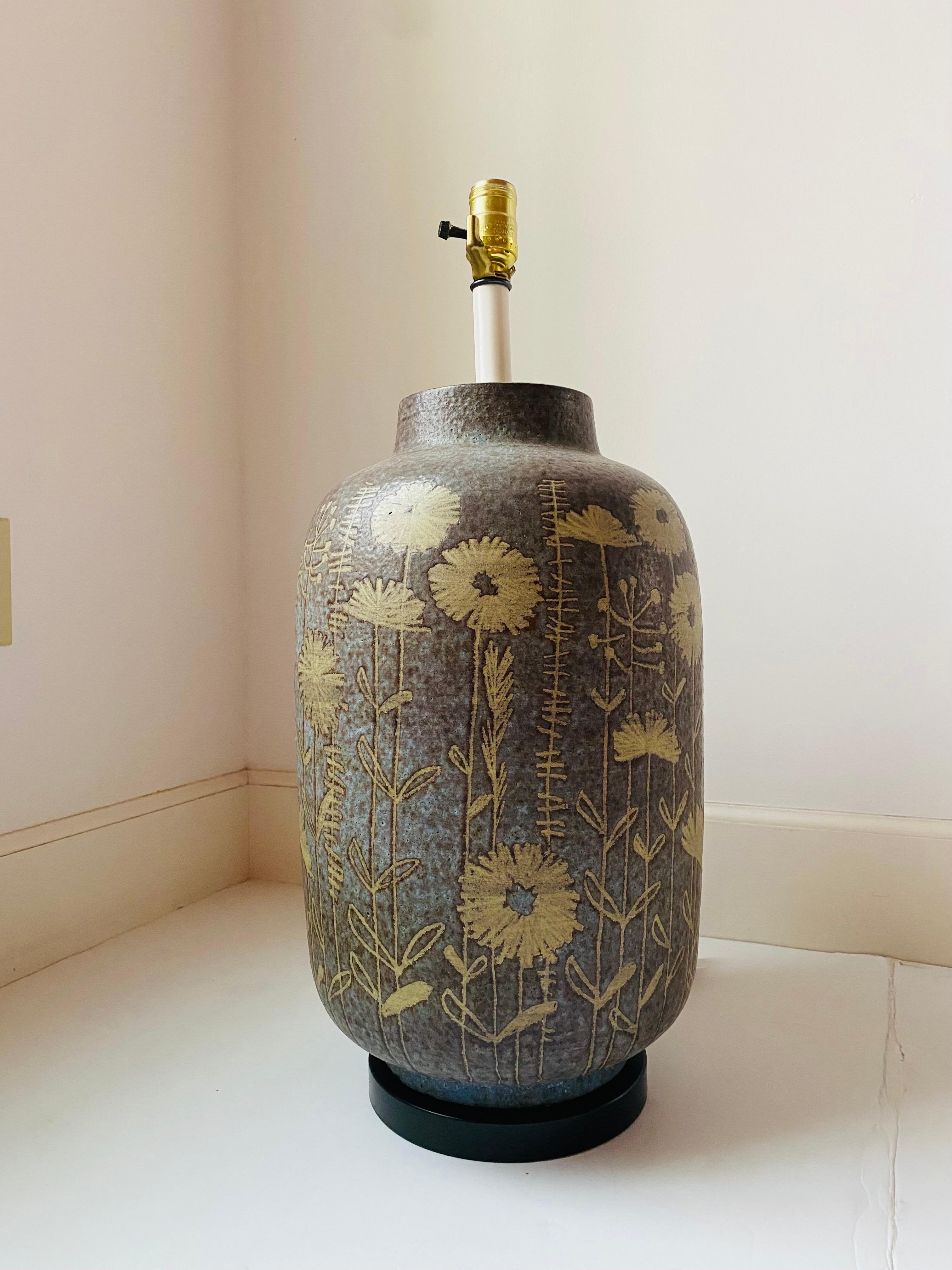 Mid-20th Century Vintage Mid Century Ceramic Lamp with Floral Design Made in Italy For Sale