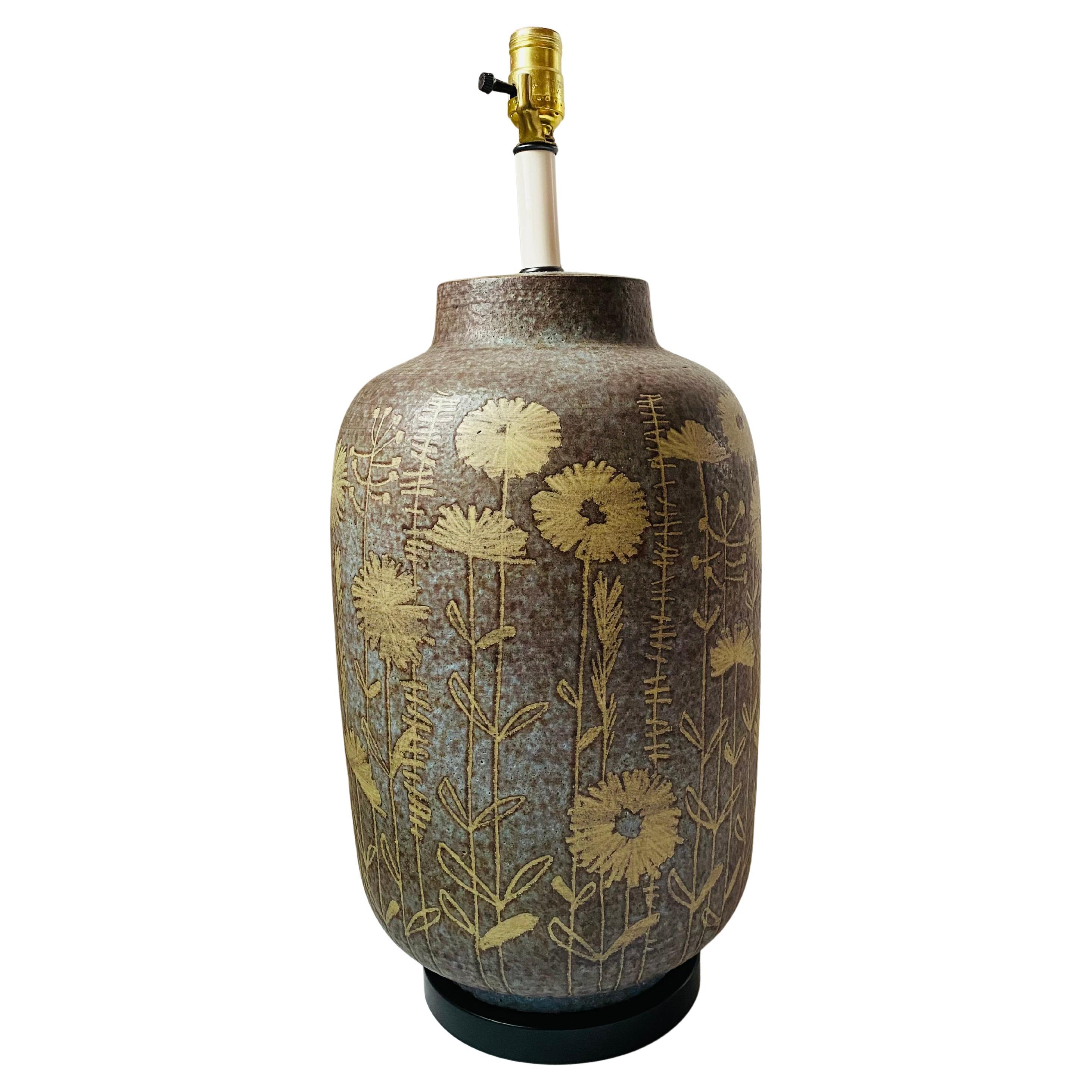 Vintage-Keramiklampe aus der Mitte des Jahrhunderts mit floralem Design, hergestellt in Italien