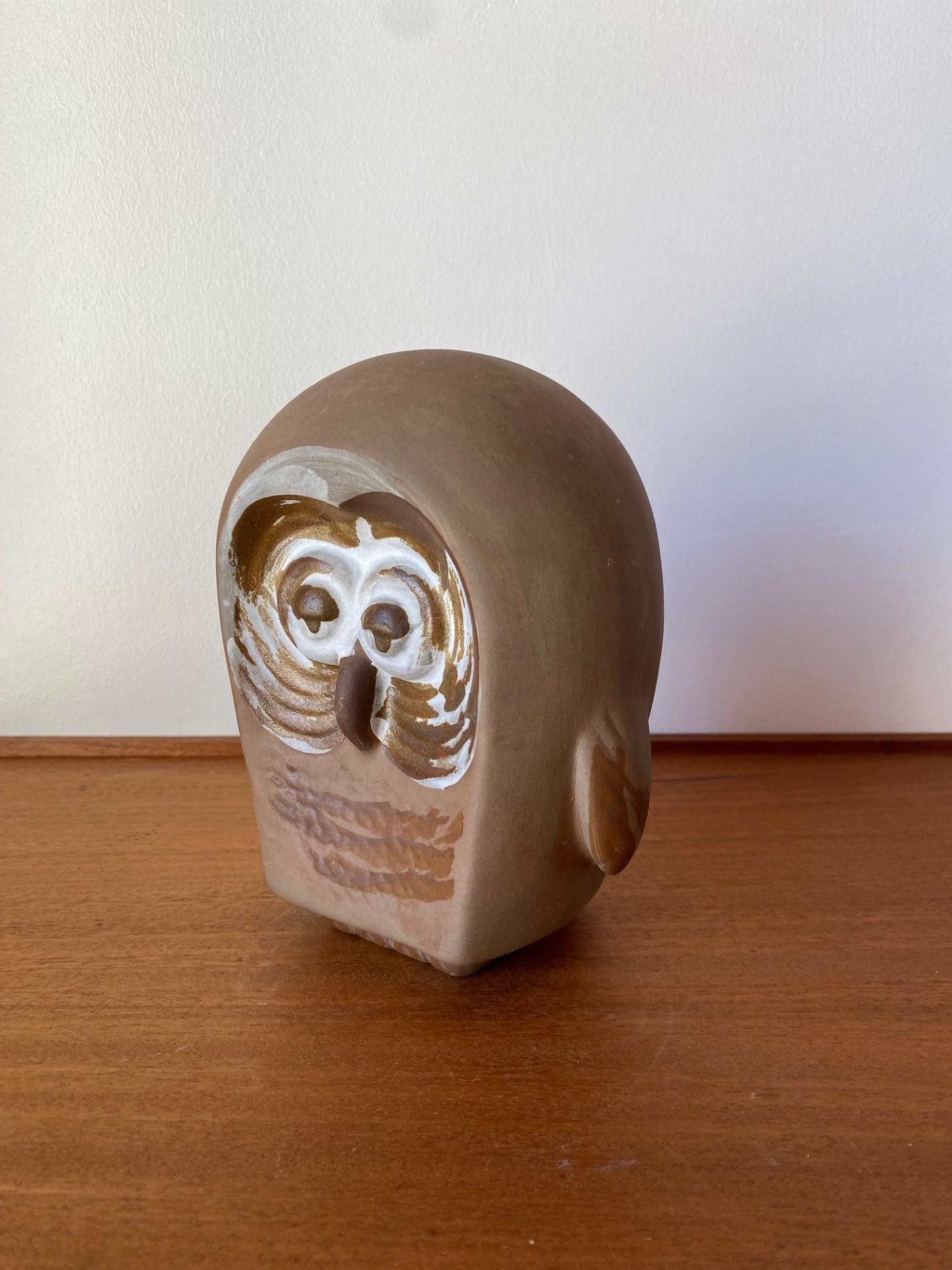 American Vintage Mid Century Ceramic Owl Sculpture by Jaru California Pottery For Sale