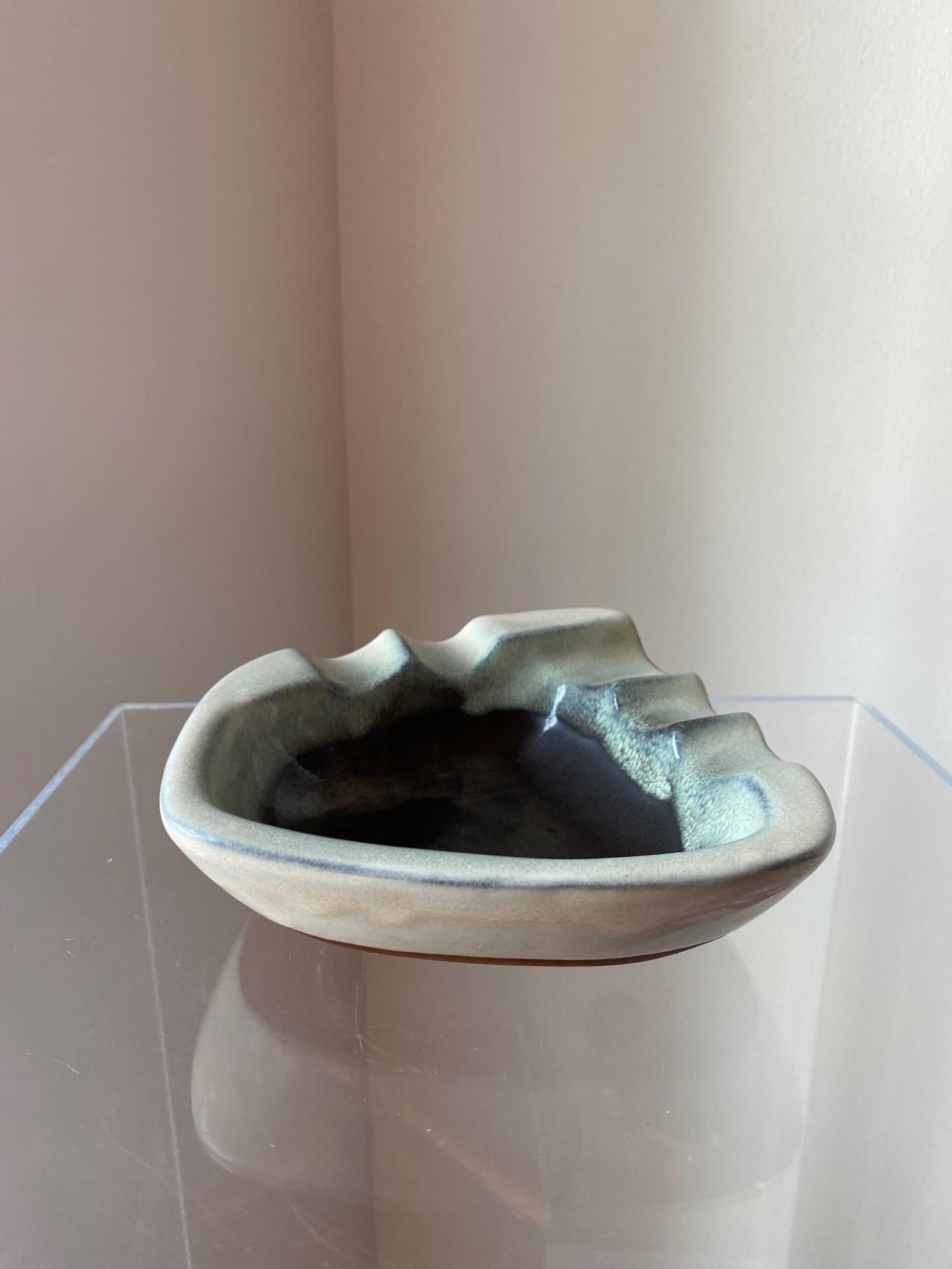 Mid-Century Modern Vintage Midcentury Ceramic Sculptural Ashtray, 1960s For Sale