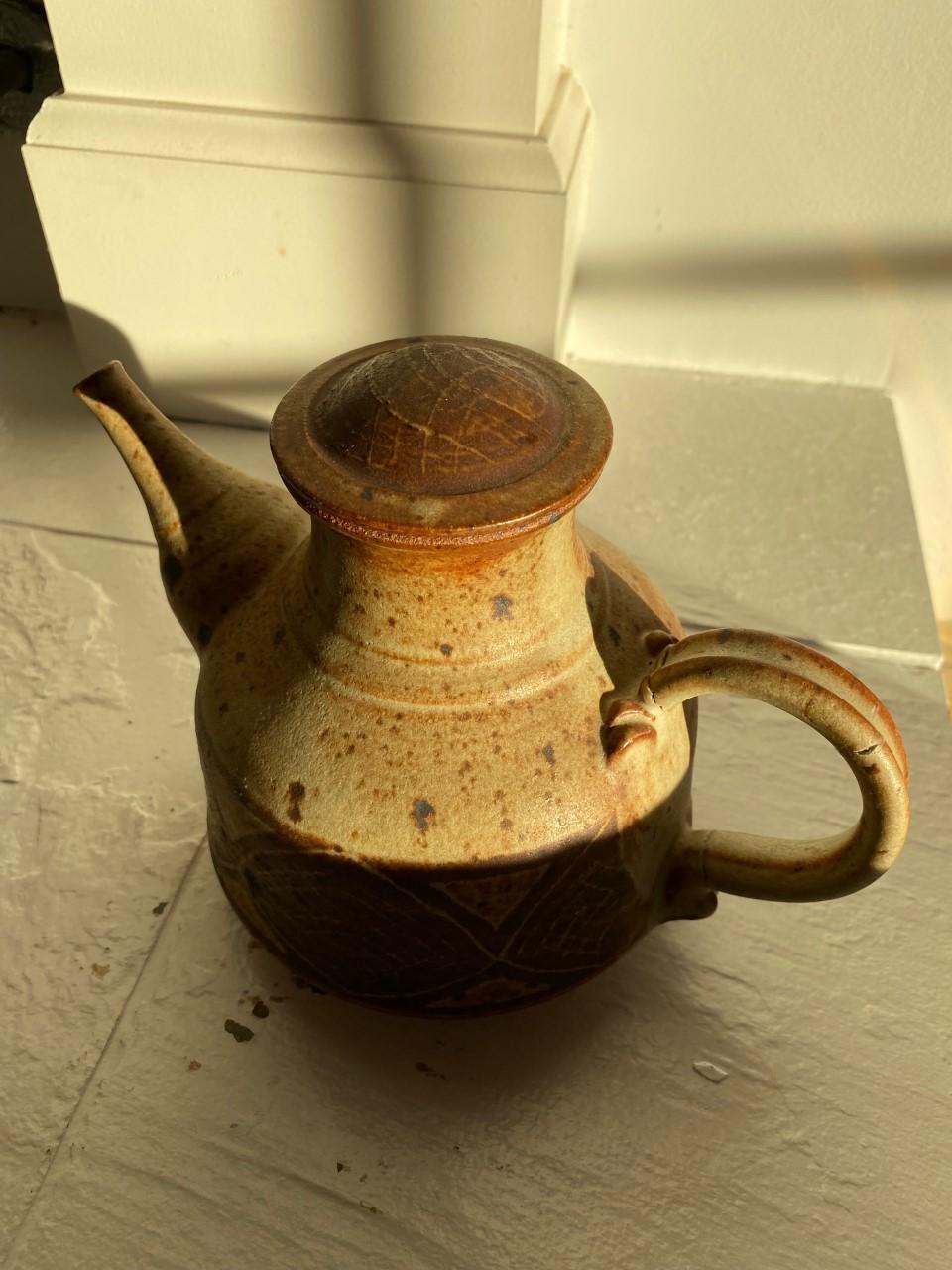 Vintage Mid Century Keramik Teekanne (Moderne der Mitte des Jahrhunderts) im Angebot