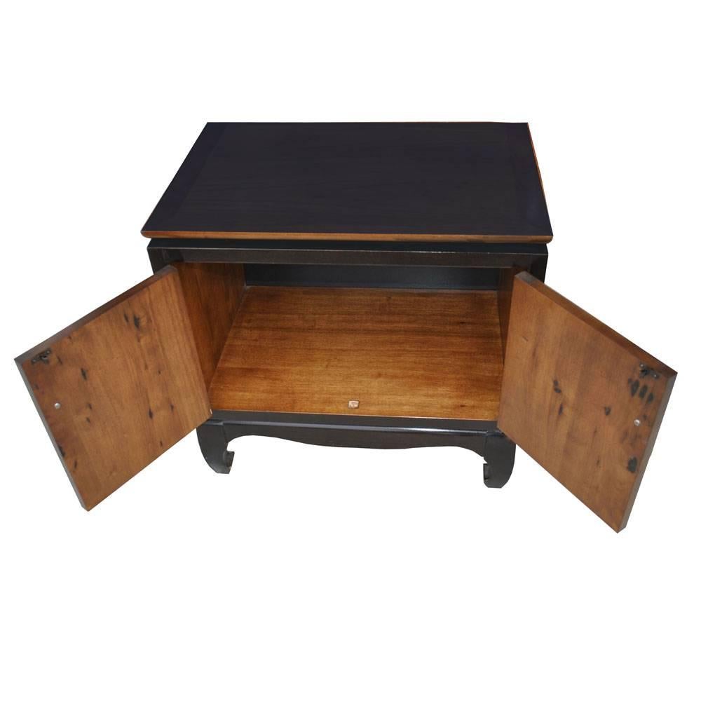Chin Hua Nachttisch aus der Mitte des Jahrhunderts von Lane Furniture (amerikanisch)