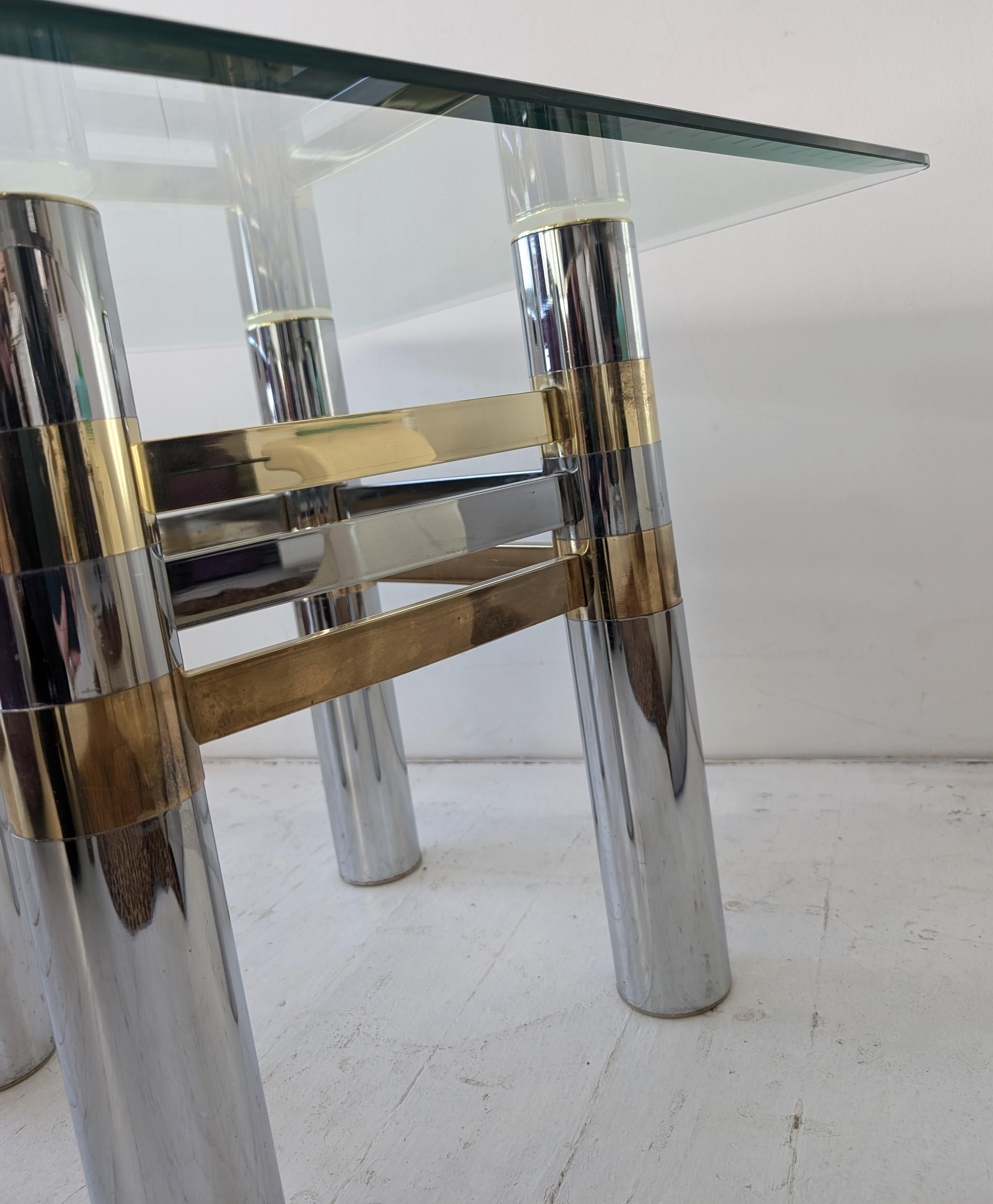 Table basse/latérale vintage du milieu du siècle, chromée et dorée en vente 6