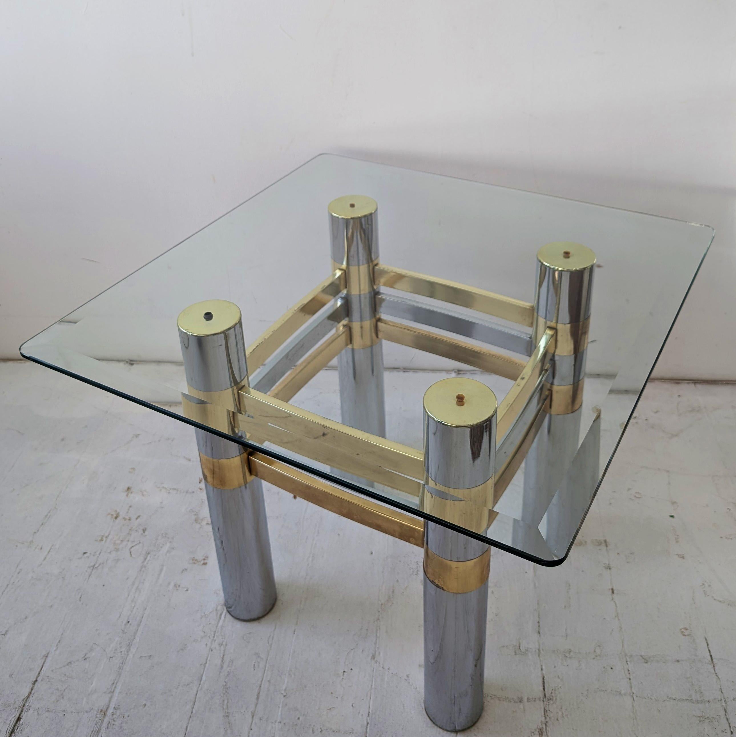 Américain Table basse/latérale vintage du milieu du siècle, chromée et dorée en vente