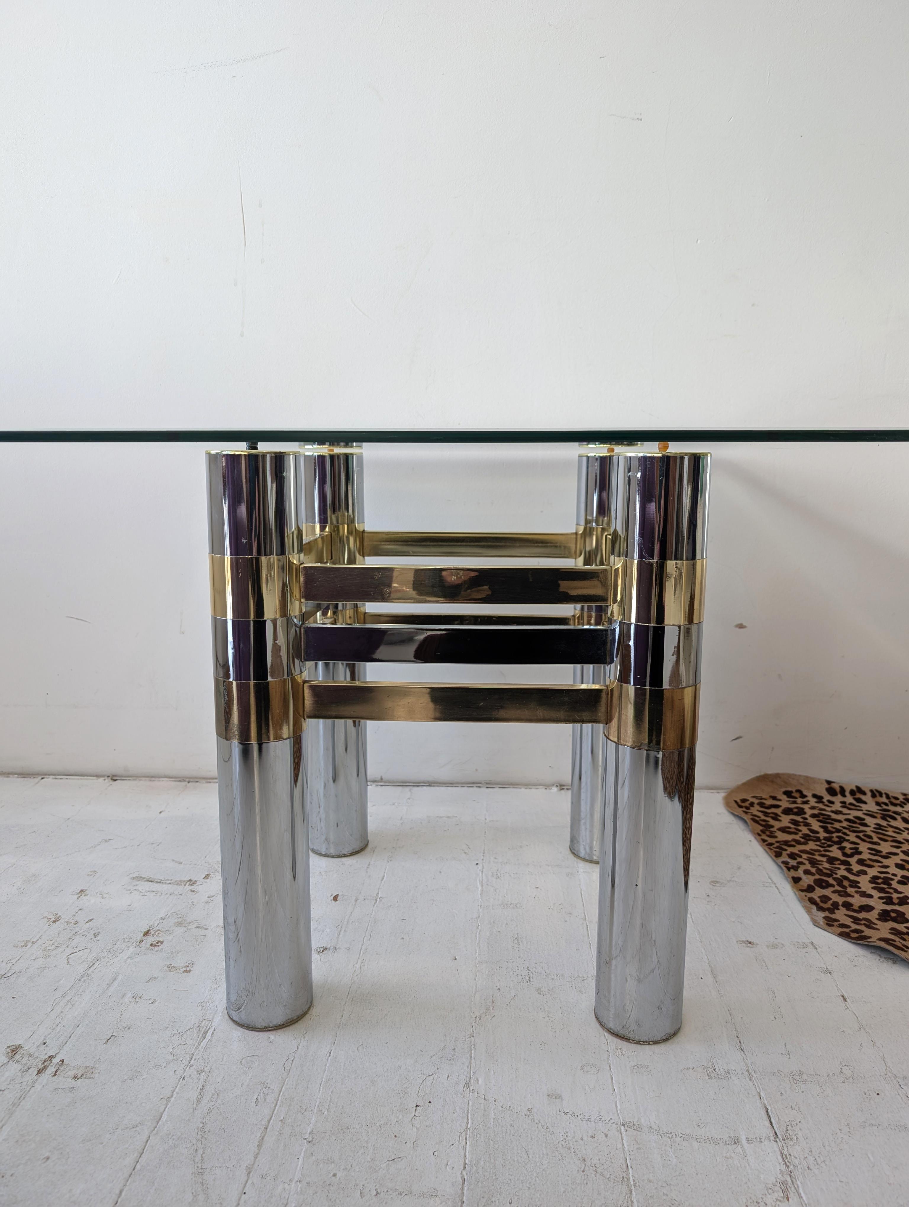20ième siècle Table basse/latérale vintage du milieu du siècle, chromée et dorée en vente