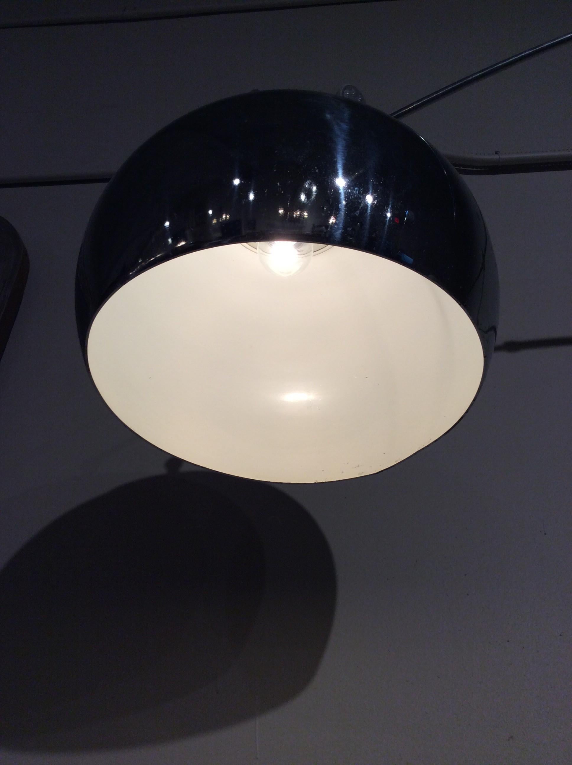 Vintage Midcentury Chrome and Marble Base Italian Arc Floor Lamp en vente 4