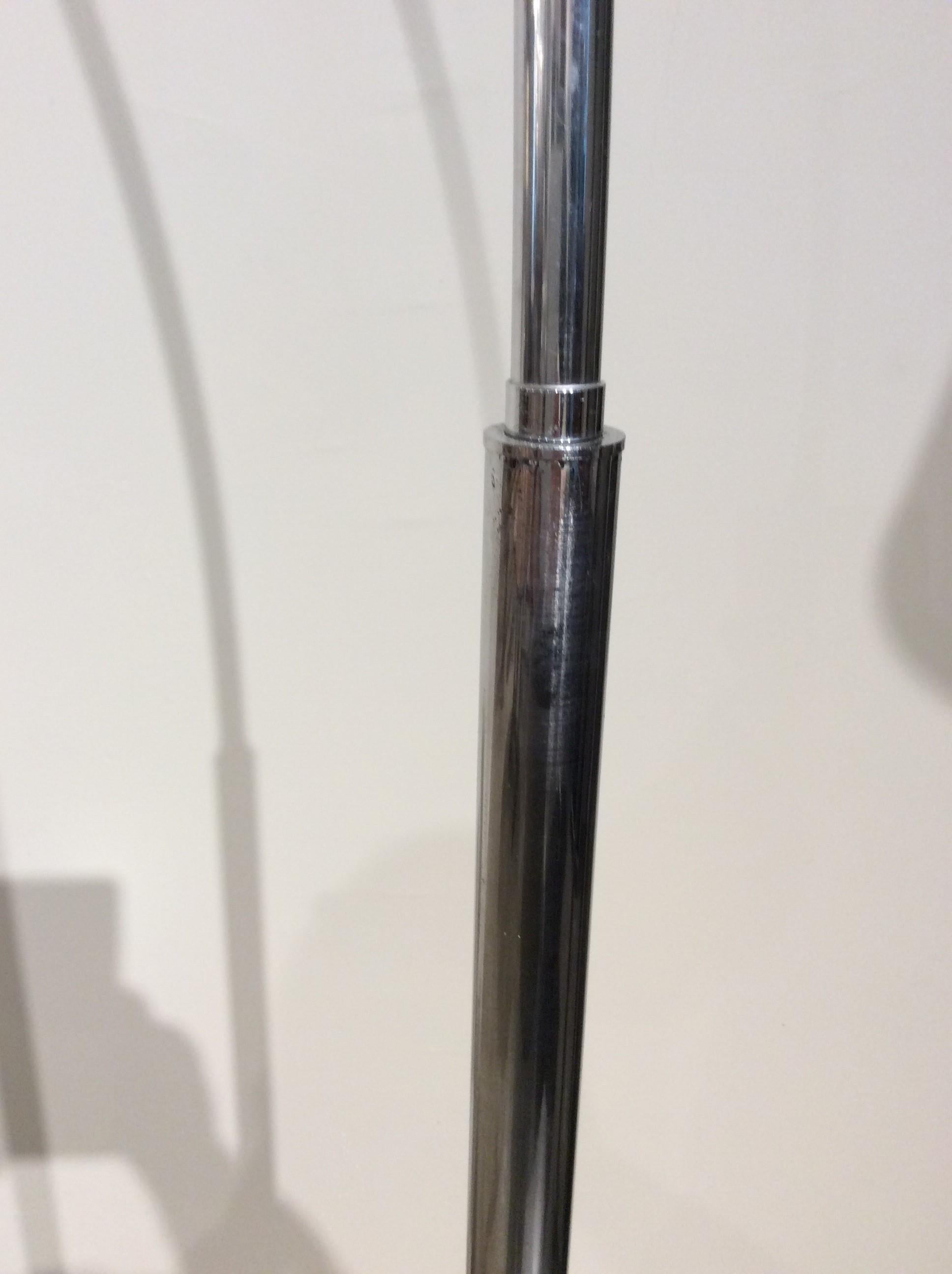 Vintage Midcentury Chrome and Marble Base Italian Arc Floor Lamp Bon état - En vente à Burton, TX