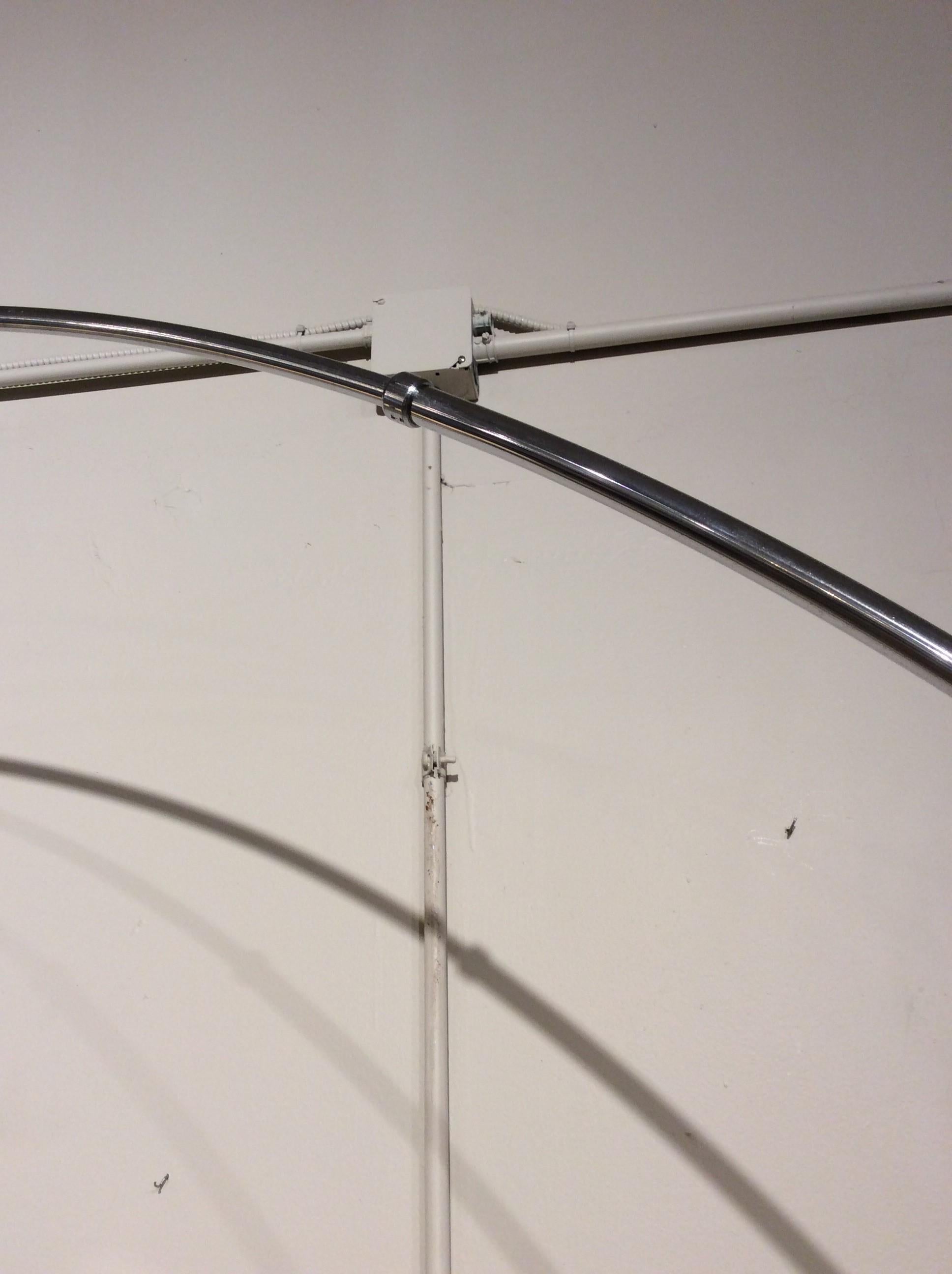 20ième siècle Vintage Midcentury Chrome and Marble Base Italian Arc Floor Lamp en vente
