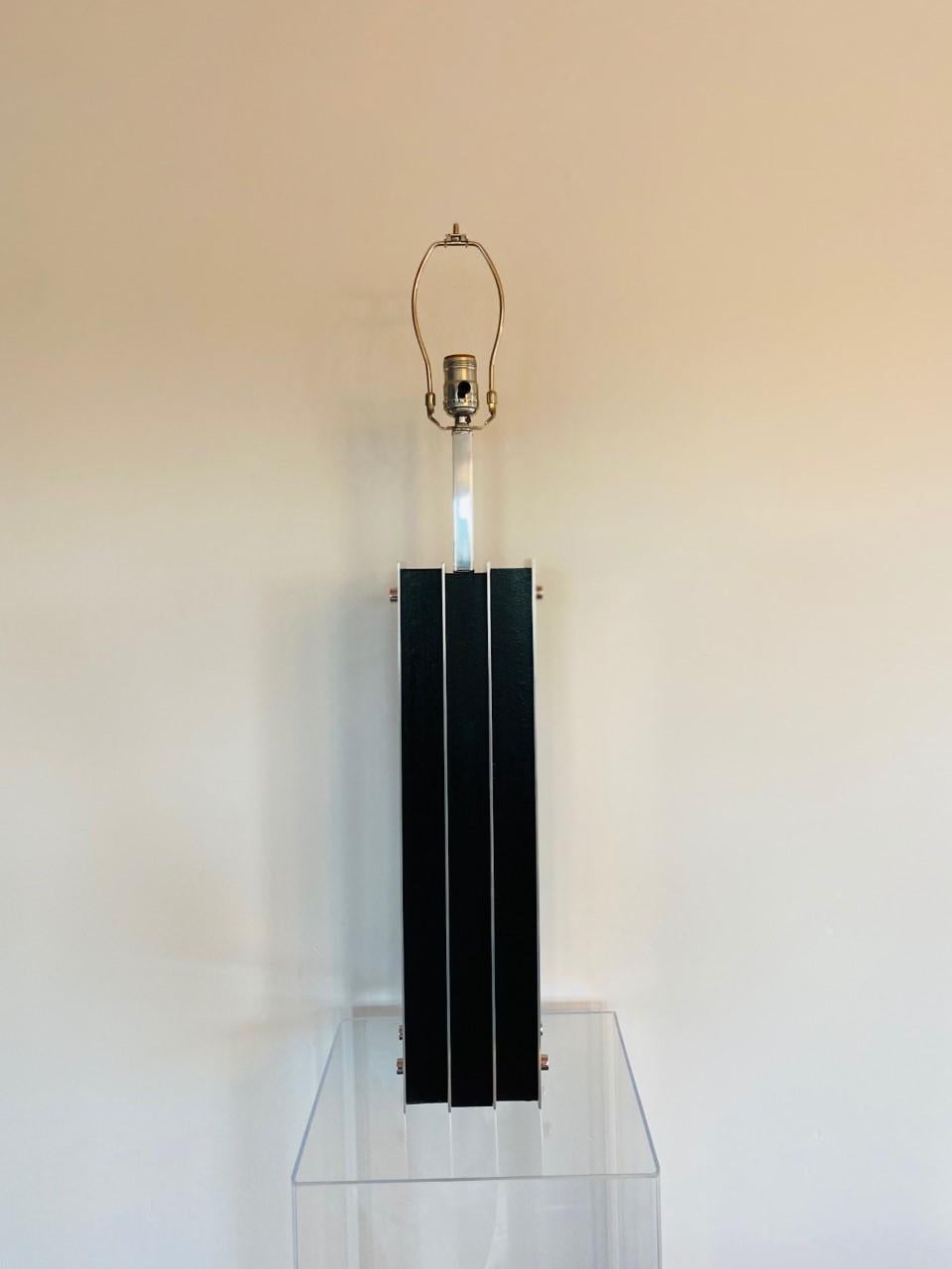 Mid-Century Modern Vintage Mid-Century Column Table Lamp by Laurel For Sale