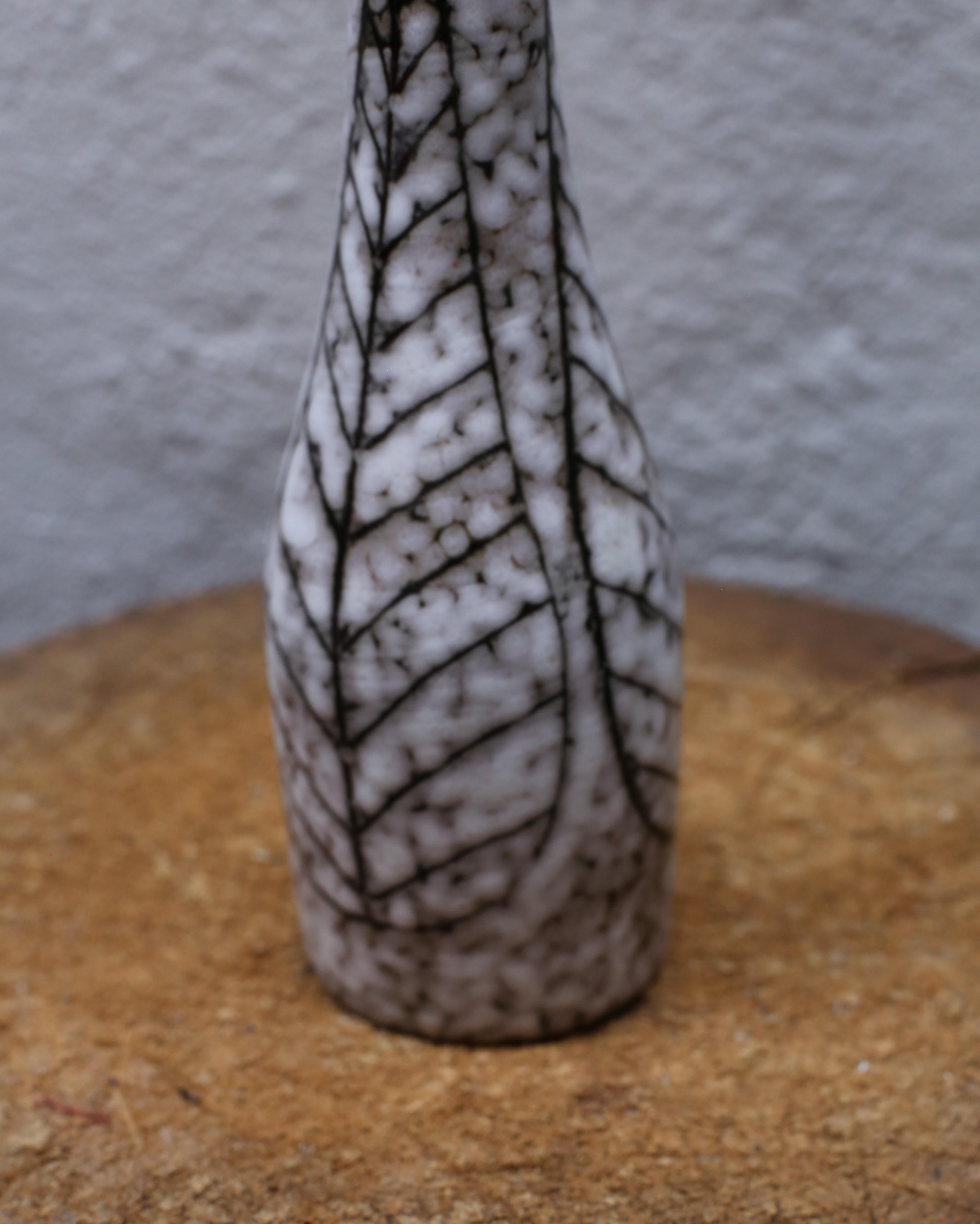 Ceramica Vaso in ceramica marrone e crema della metà del secolo scorso, Ungheria, 1960 ca. in vendita