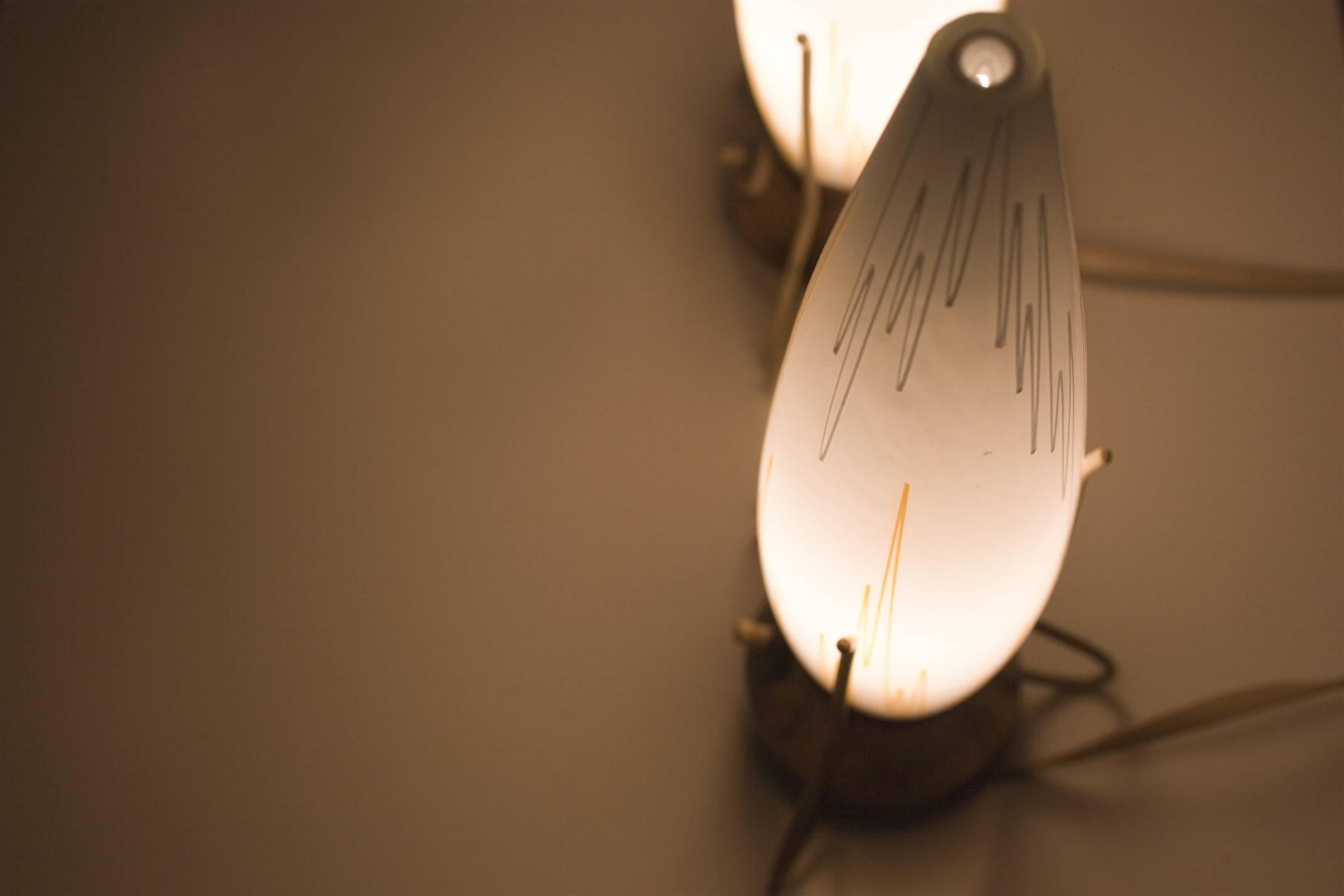 Tchèque Lampes de table tripodes tchèques du milieu du siècle dernier, lot de deux
