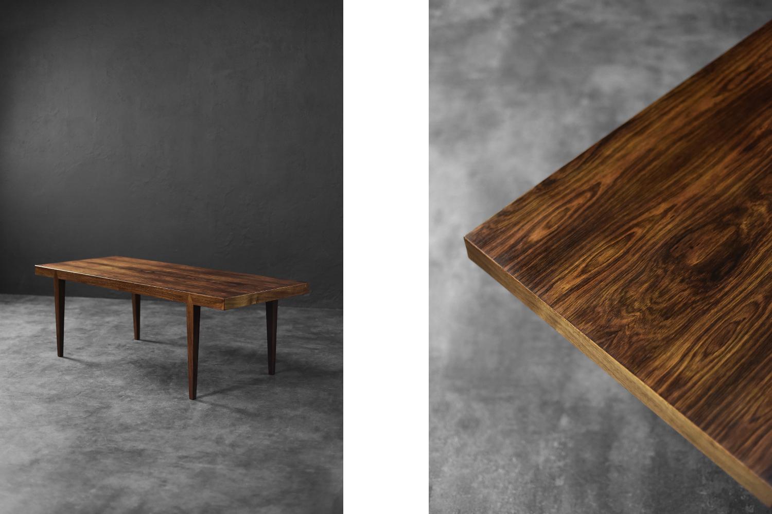 Bois Table basse vintage en bois brun danois du milieu du siècle par Severin Hansen en vente