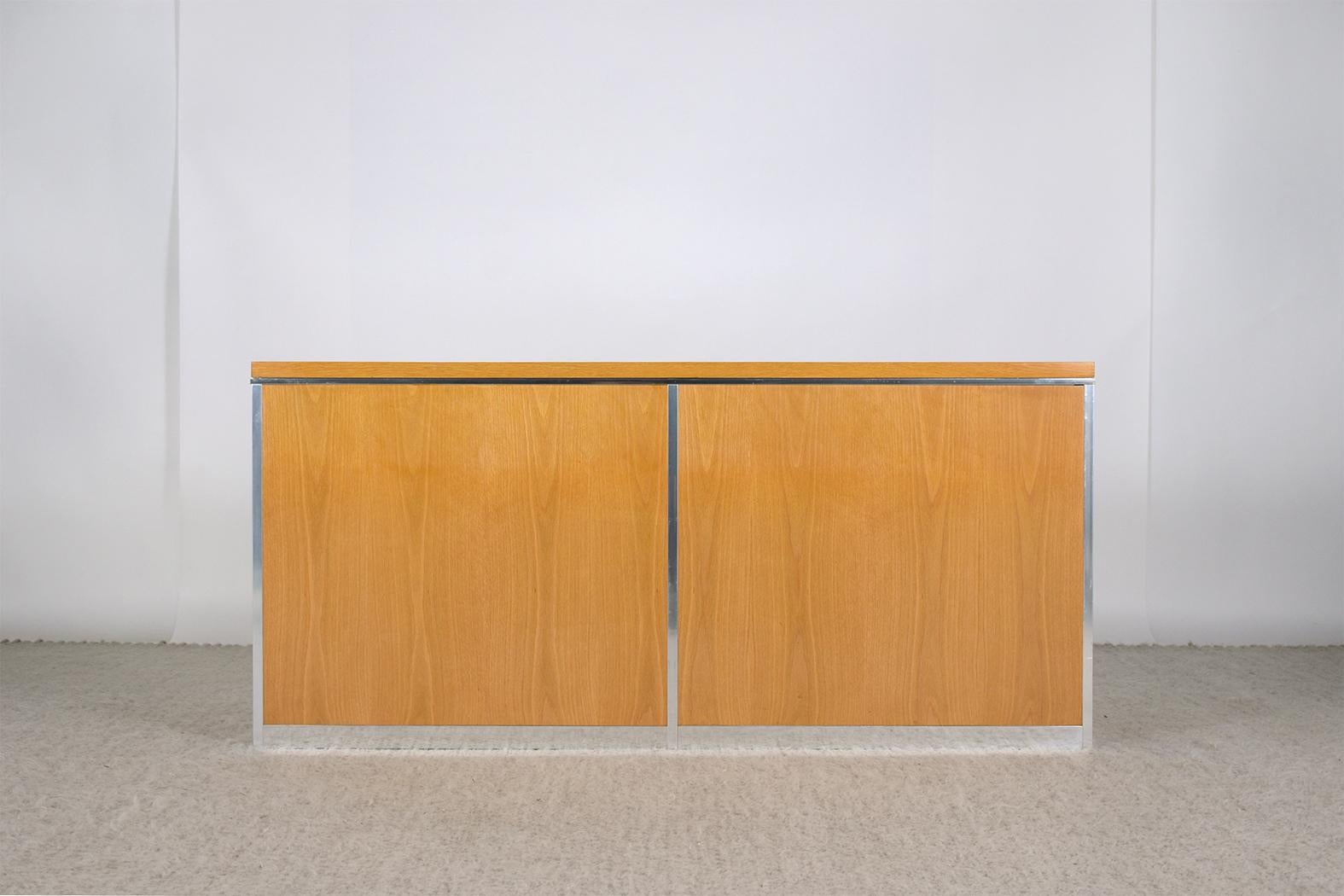 Retro Chic: Vintage 1970s Danish Mid-Century Credenza with White & Yellow Finish For Sale 8