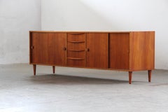 Vintage Mid-Century Danish Lowboard / Sideboard in Teak, 1960s