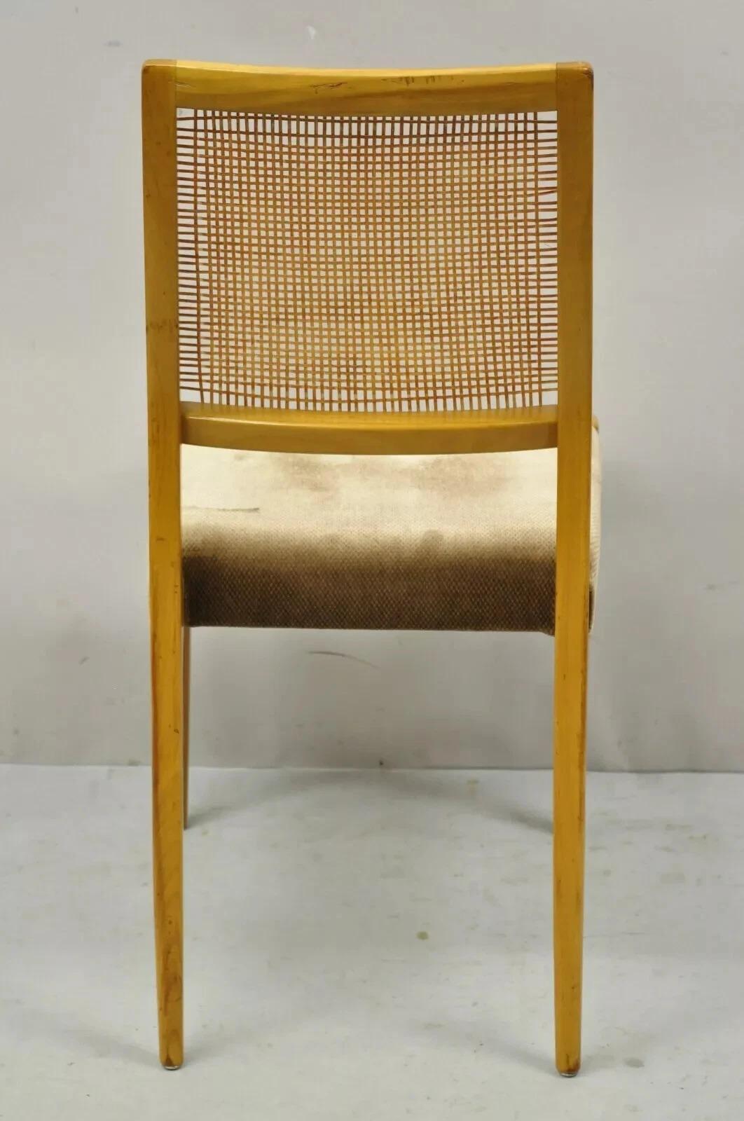 Sillas de comedor de madera de abedul con respaldo de caña, modernas, danesas y vintage de mediados de siglo - Juego de 6 en venta 3