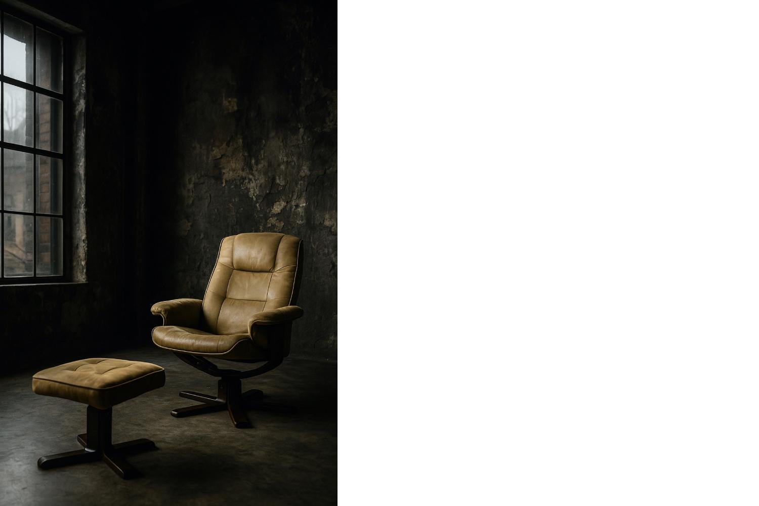 Vintage Mid-Century Danish Modern Brown Swivel Chair & Ottoman, 1960s, Set of 2 en vente 7