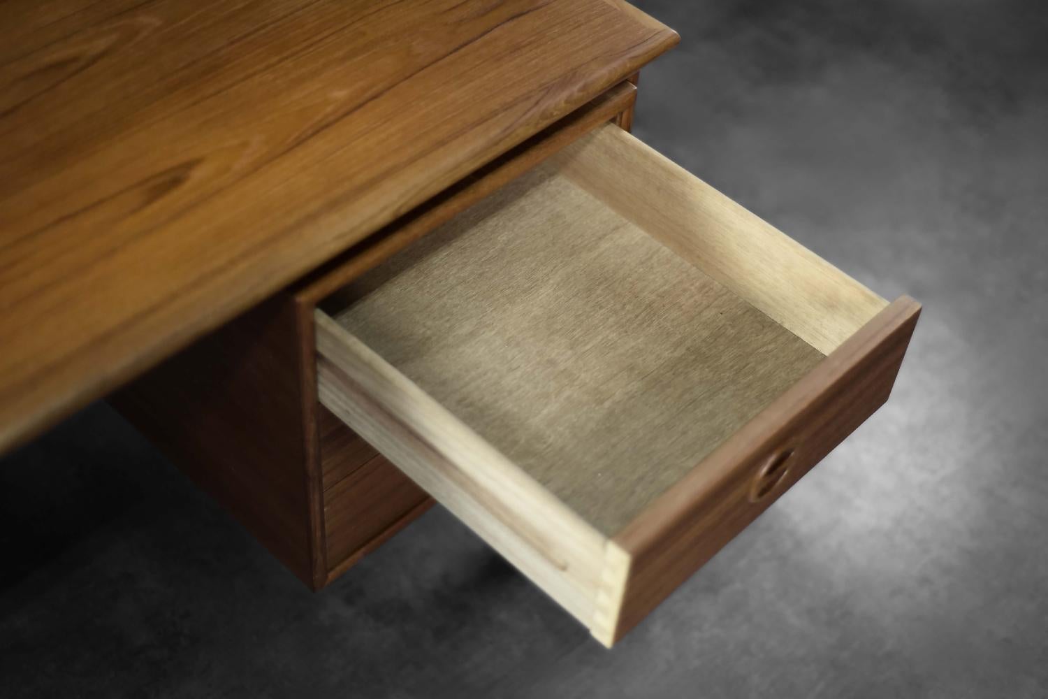 Mid-Century Modern Vintage Mid-Century Danish Modern Brown Teak Desk by Arne Vodder for GV Møbler For Sale