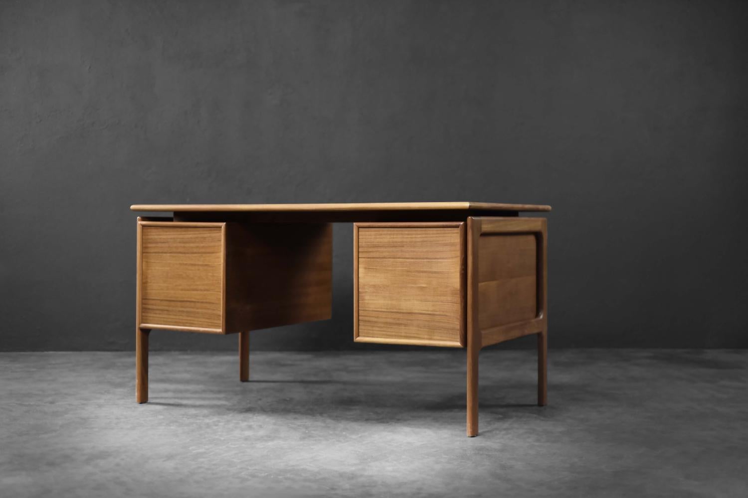 Mid-20th Century Vintage Mid-Century Danish Modern Brown Teak Desk by Arne Vodder for GV Møbler For Sale
