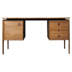 Vintage Mid-Century Danish Modern Brown Teak Desk by Arne Vodder for GV Møbler