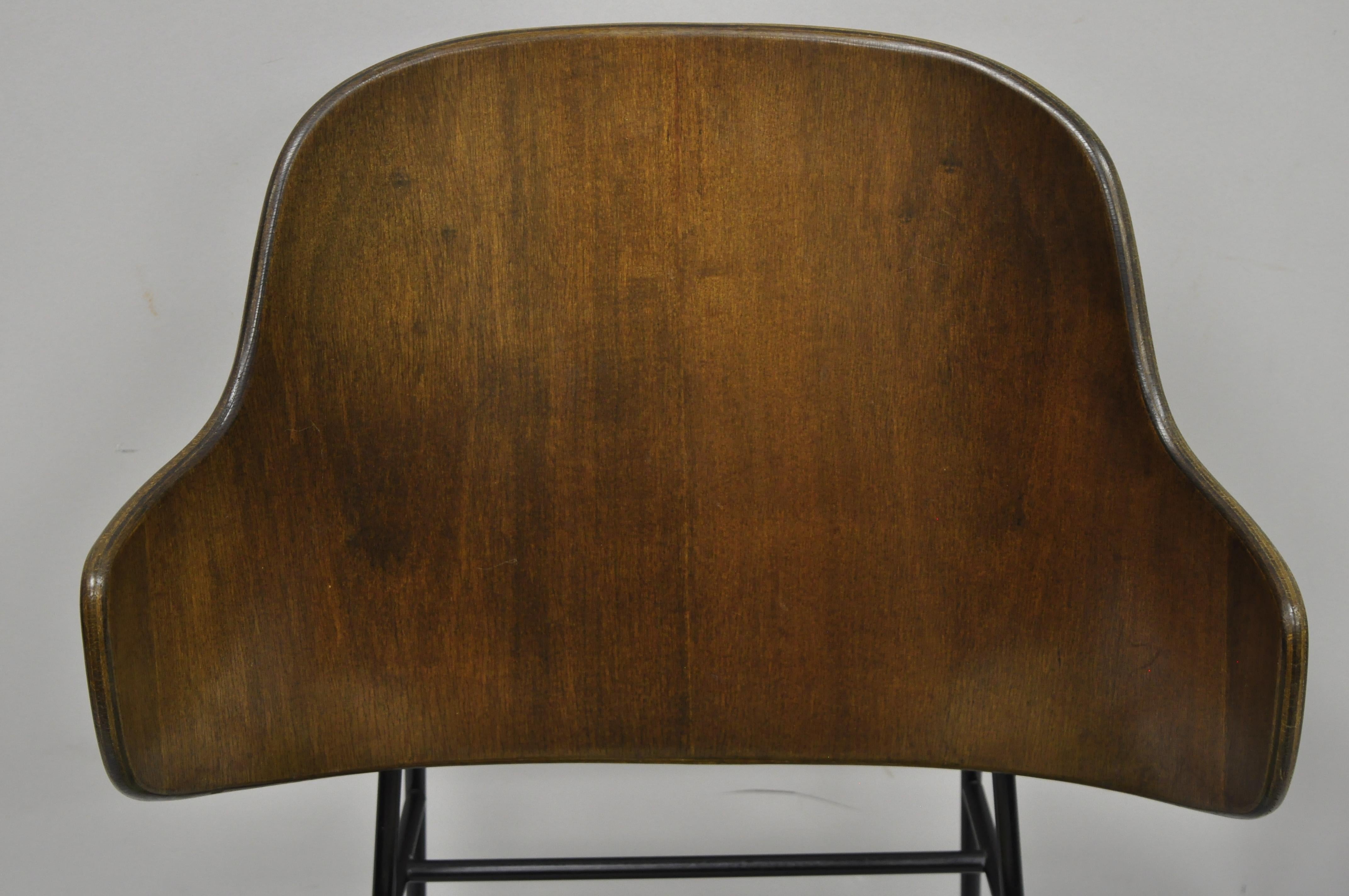 Vintage Midcentury Danish Modern Ib Kofod Larsen Selig Penguin Chair In Good Condition In Philadelphia, PA