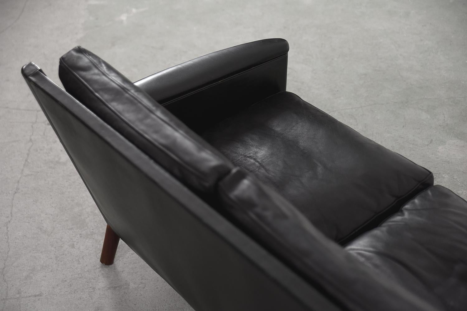 Vintage Mid-Century Danish Modern Leather&Rosewood 3-Seat Sofa by Kurt Østervig For Sale 3