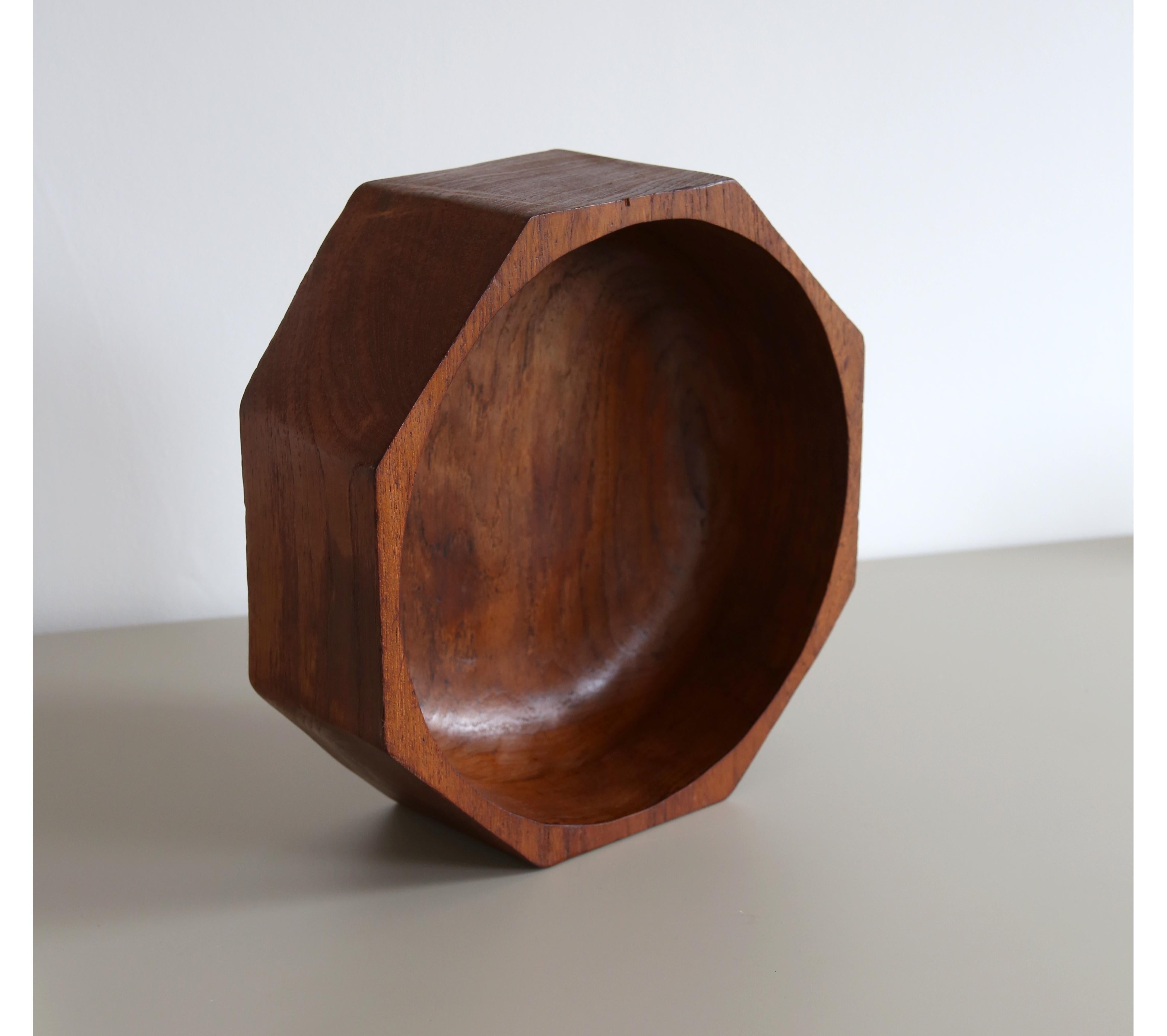 Vintage Mid-Century Danish Modern Solid Teak Wood Octagon Bowl For Sale 1