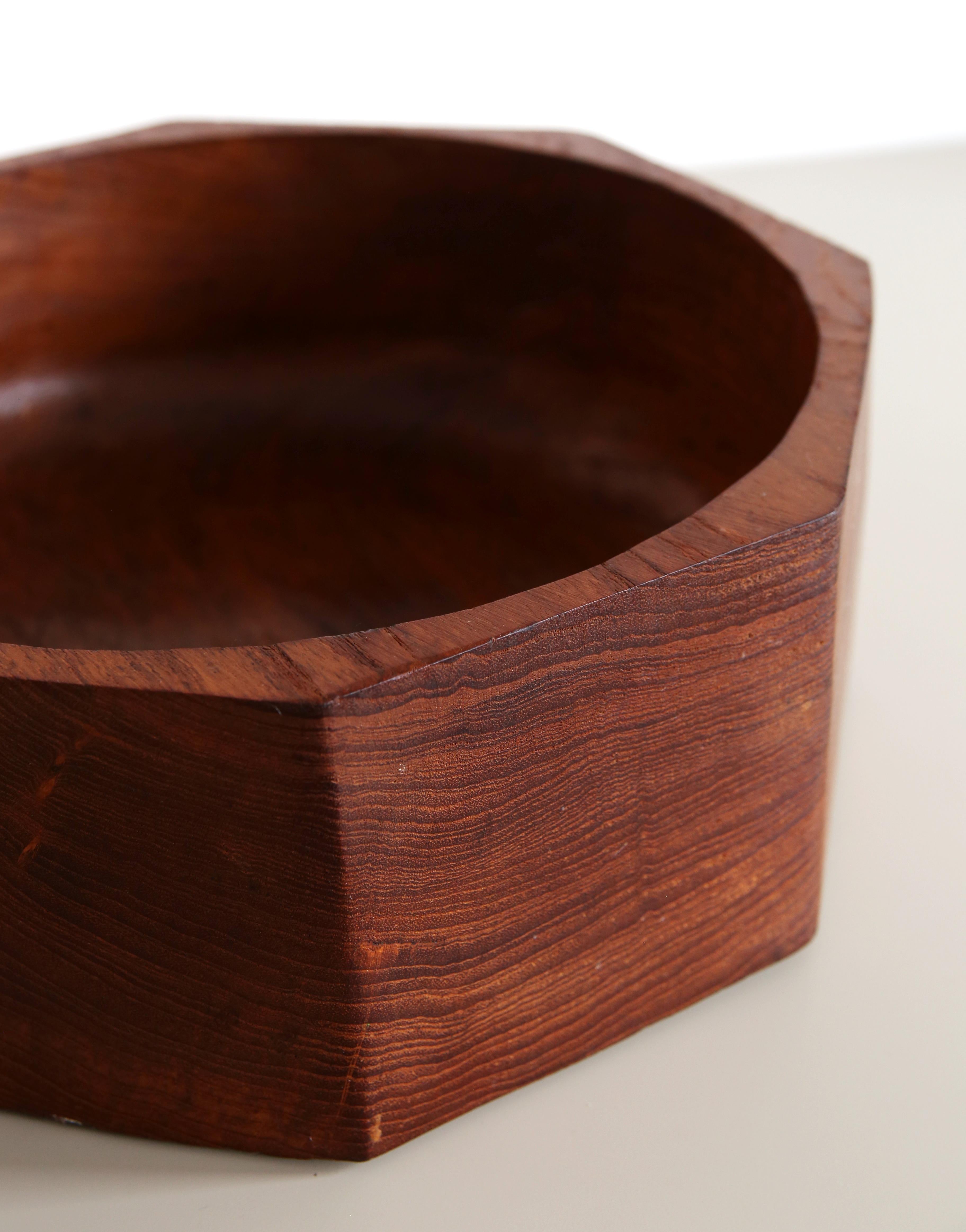 Vintage Mid-Century Danish Modern Solid Teak Wood Octagon Bowl For Sale 3
