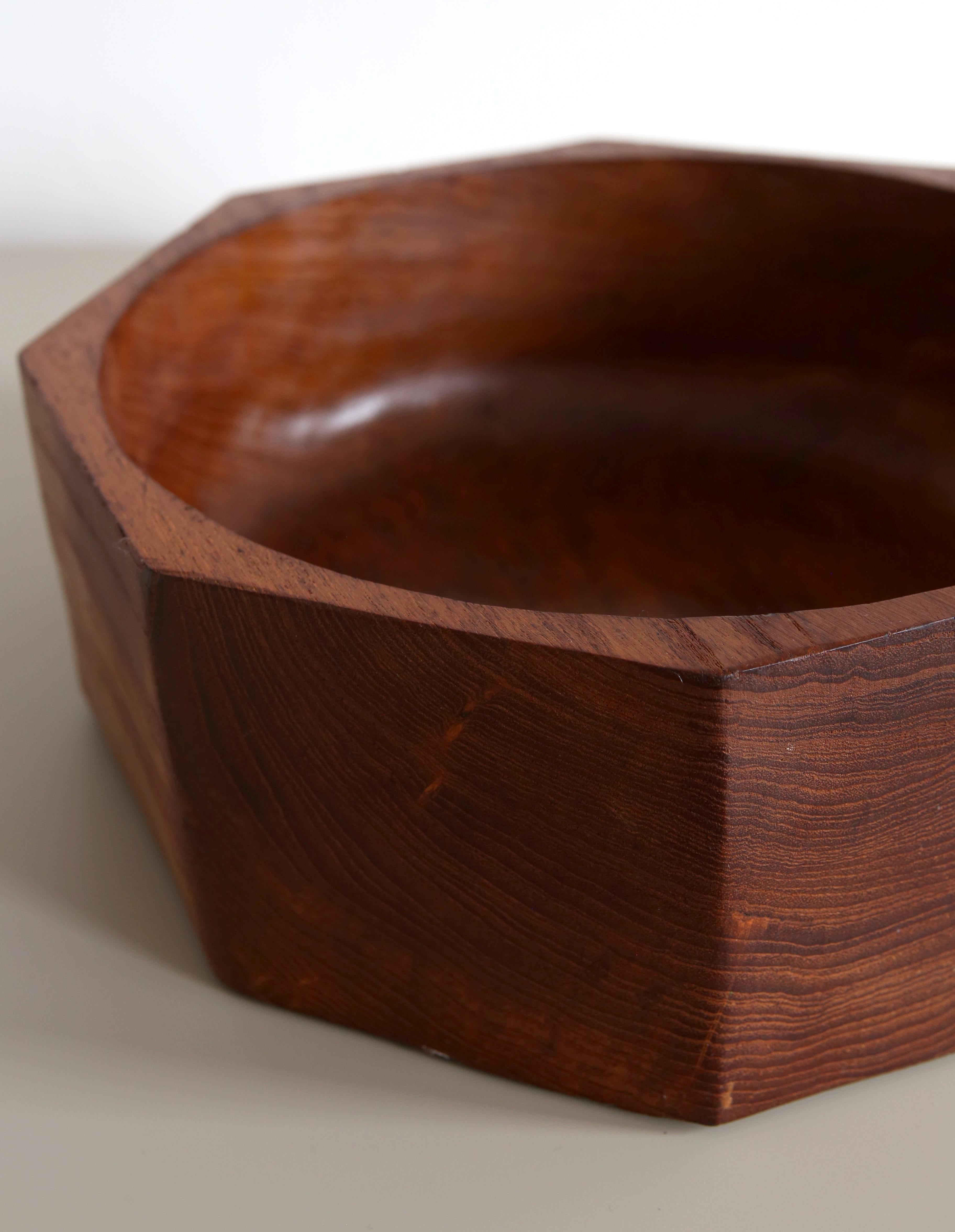 Vintage Mid-Century Danish Modern Solid Teak Wood Octagon Bowl For Sale 4