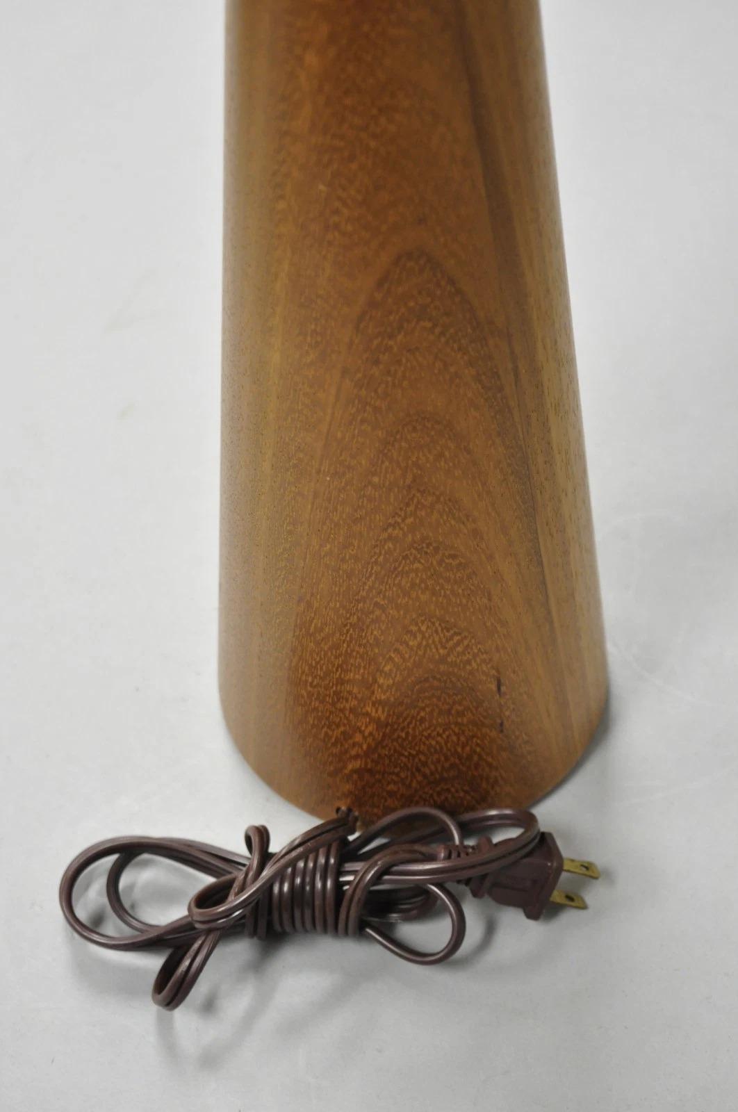 Vintage Mid Century Danish Modern Teak Wood Cone Pyramid Modernist Table Lamp For Sale 2