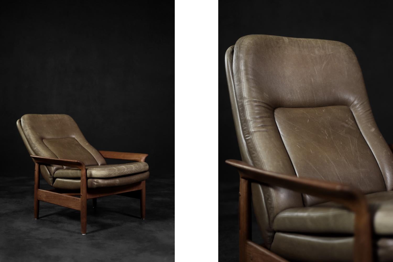Vintage Mid-Century Danish Modern Teak&Leather Armchair con schienale reclinabile in vendita 1