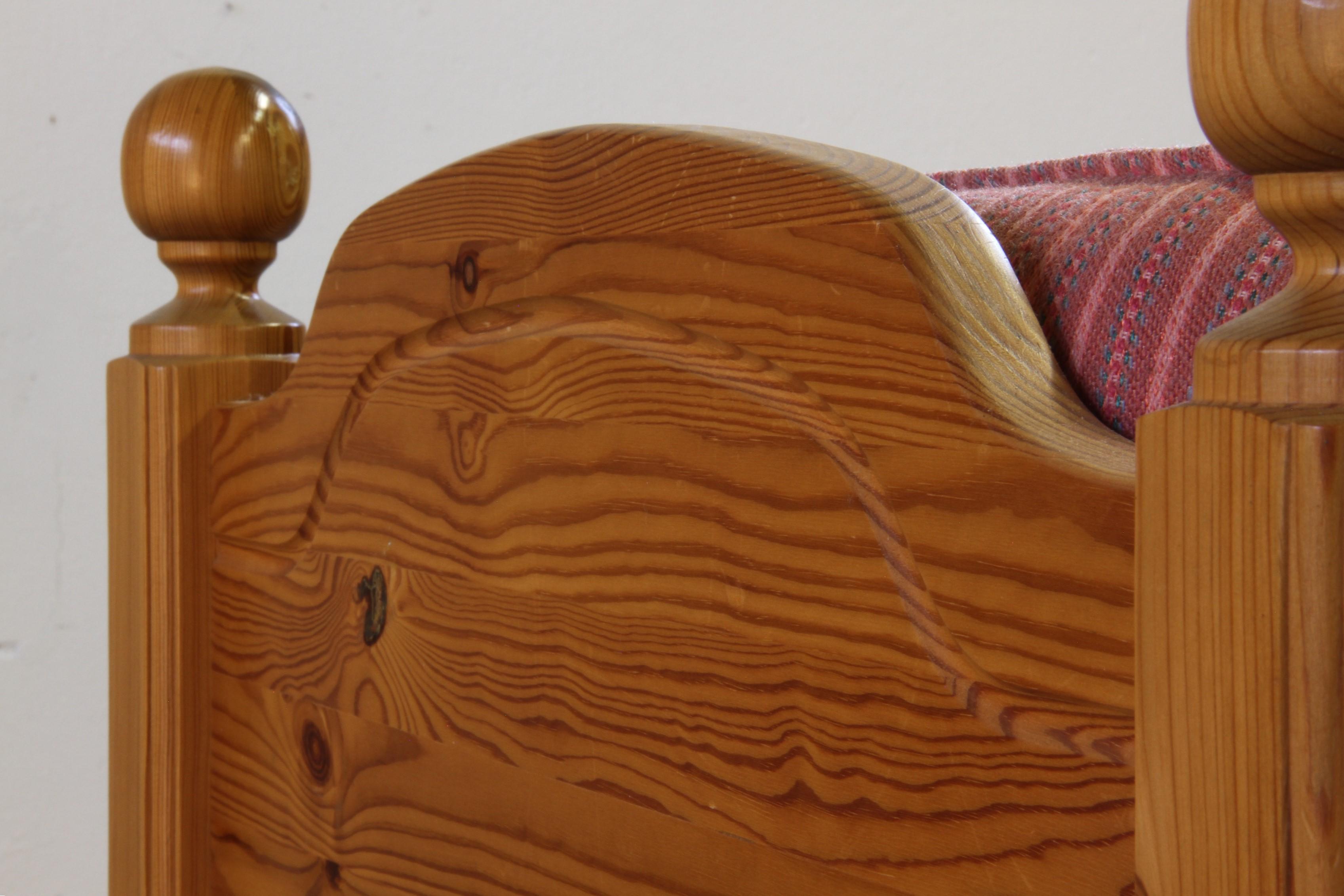 Vintage Mid-Century Danish Pine Lounge Chair, 1970er Jahre im Angebot 10