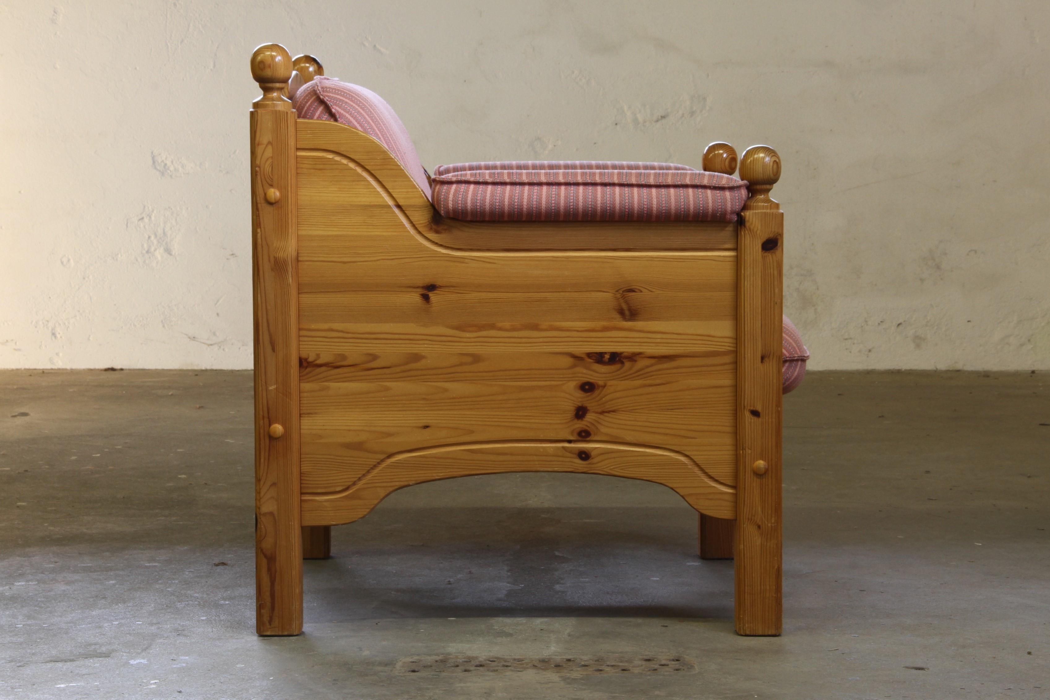 Vintage Mid-Century Danish Pine Lounge Chair, 1970er Jahre (Ende des 20. Jahrhunderts) im Angebot
