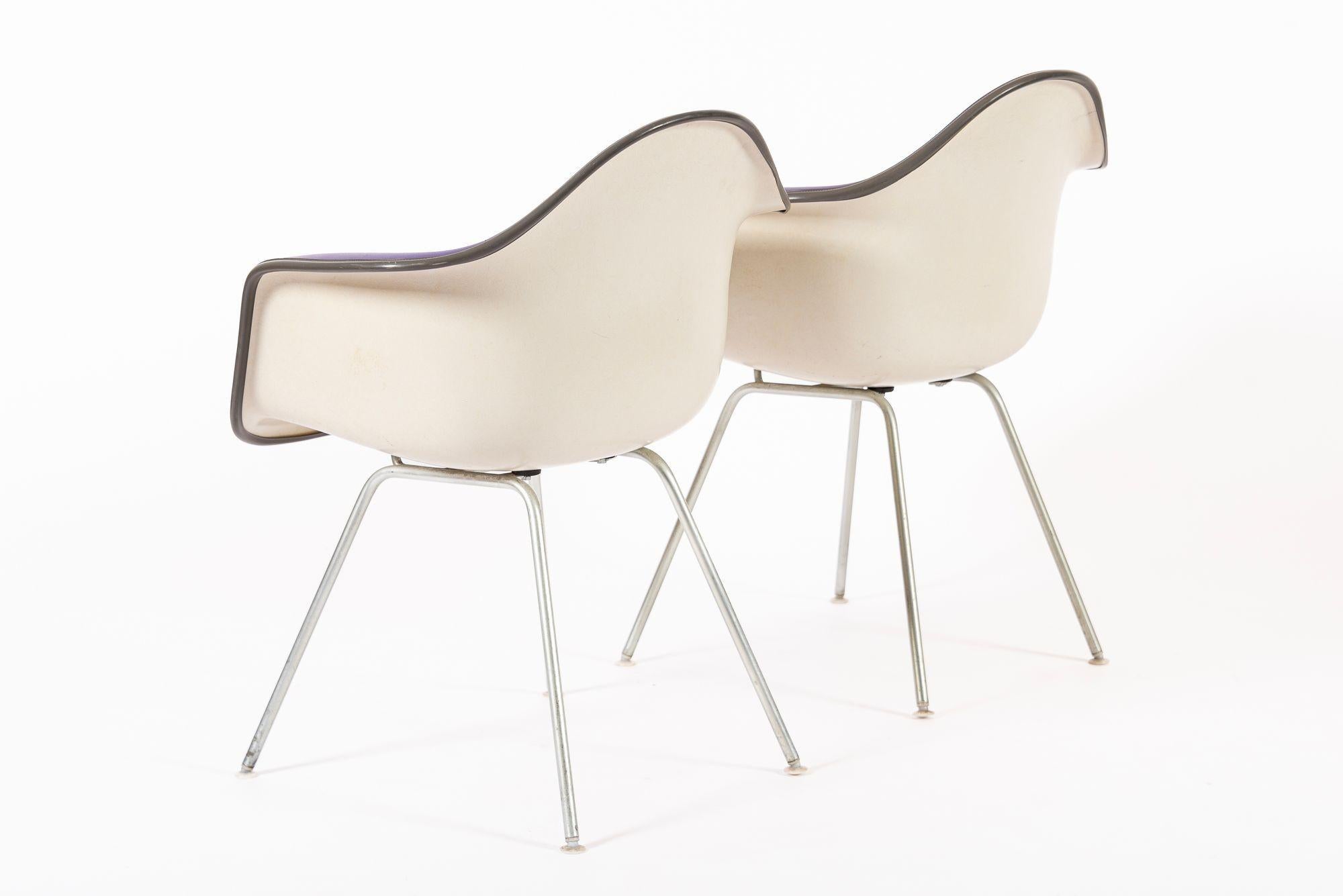 Vintage Mid Century DAX Purple Lounge Chairs by Eames for Herman Miller im Angebot 7