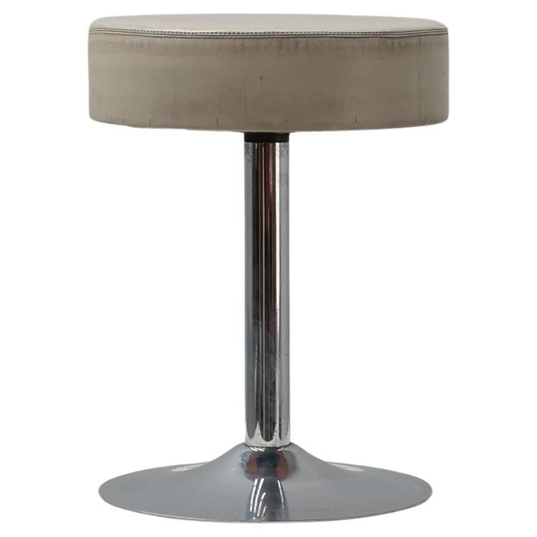 Taburete vintage de diseño de mediados de siglo en cromo con asiento de cuero blanco, años 70