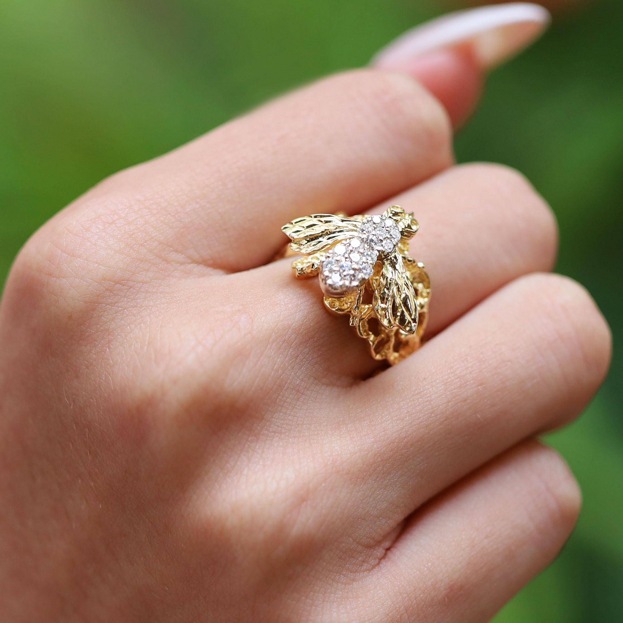 Brilliant Cut Vintage Mid Century Diamond and Yellow Gold Bumble Bee Ring
