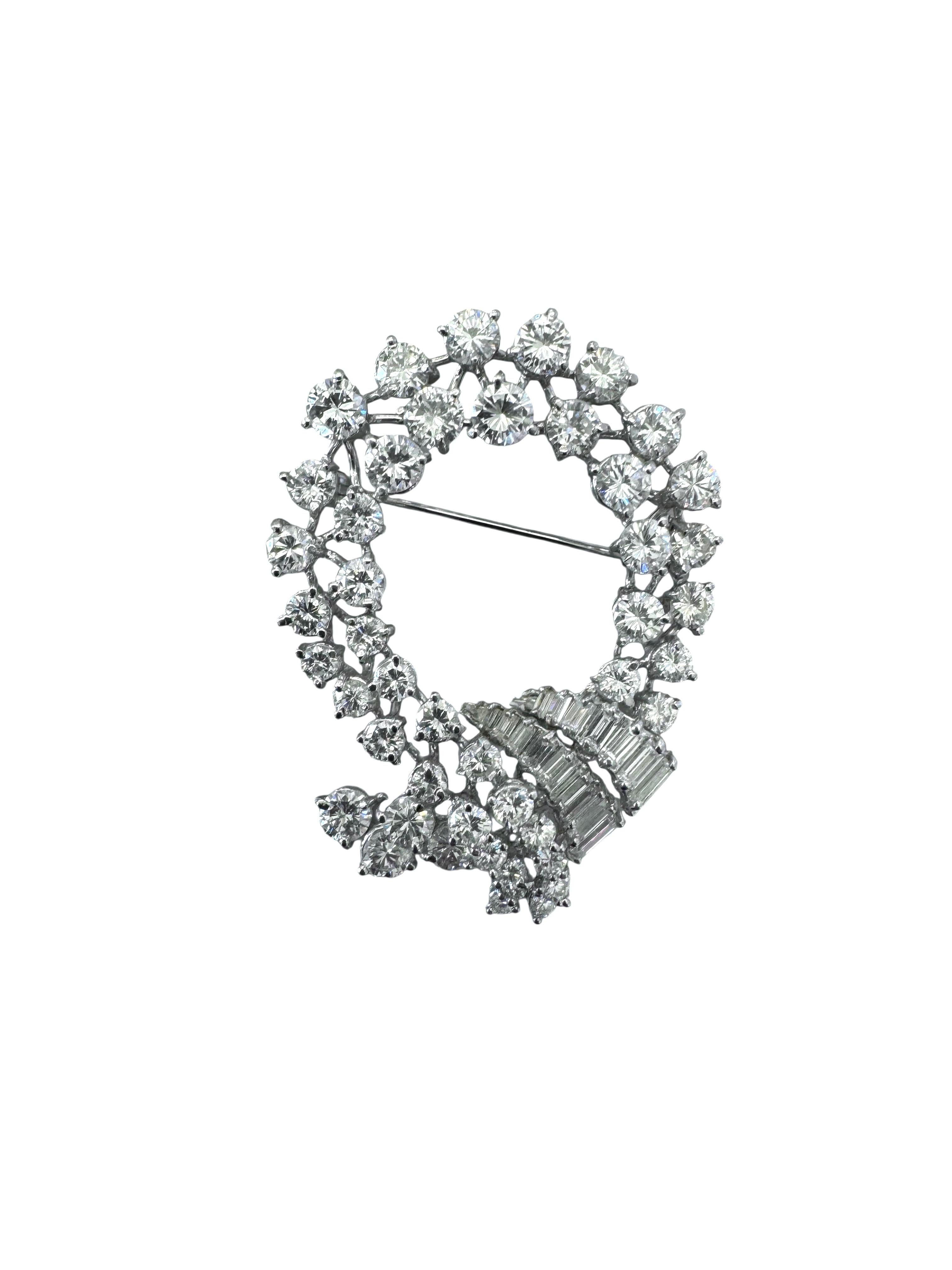 Broche corona de diamantes vintage de mediados de siglo en oro blanco de 18 quilates