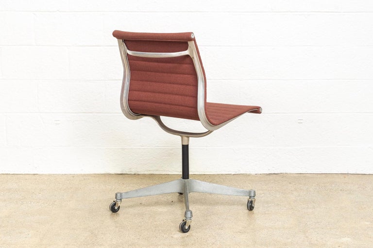 Vintage Midcentury Eames for Herman Miller Aluminum Group Side Office