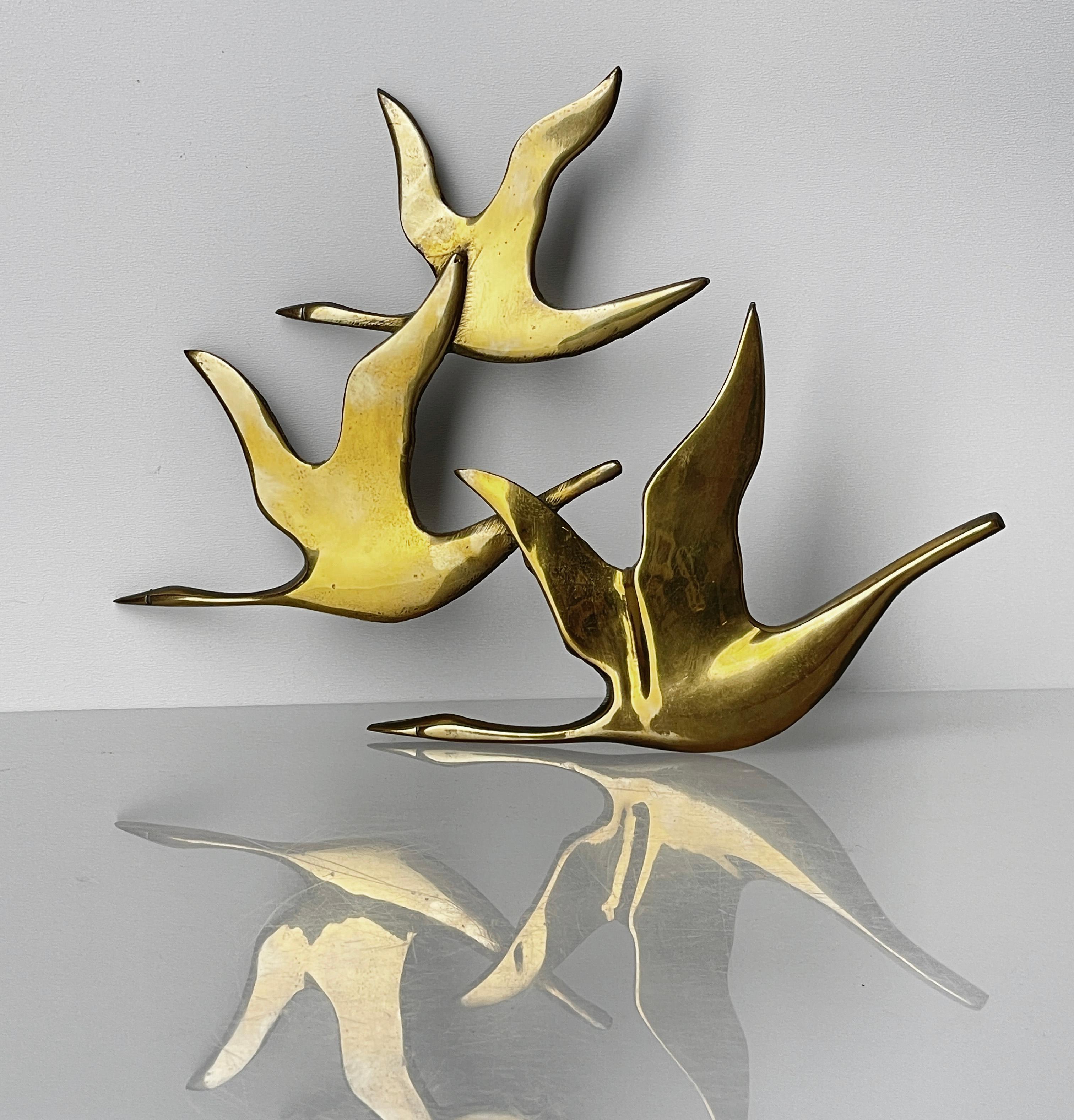 20th Century Vintage Mid Century Flying Geese Brass Wall Decoration For Sale