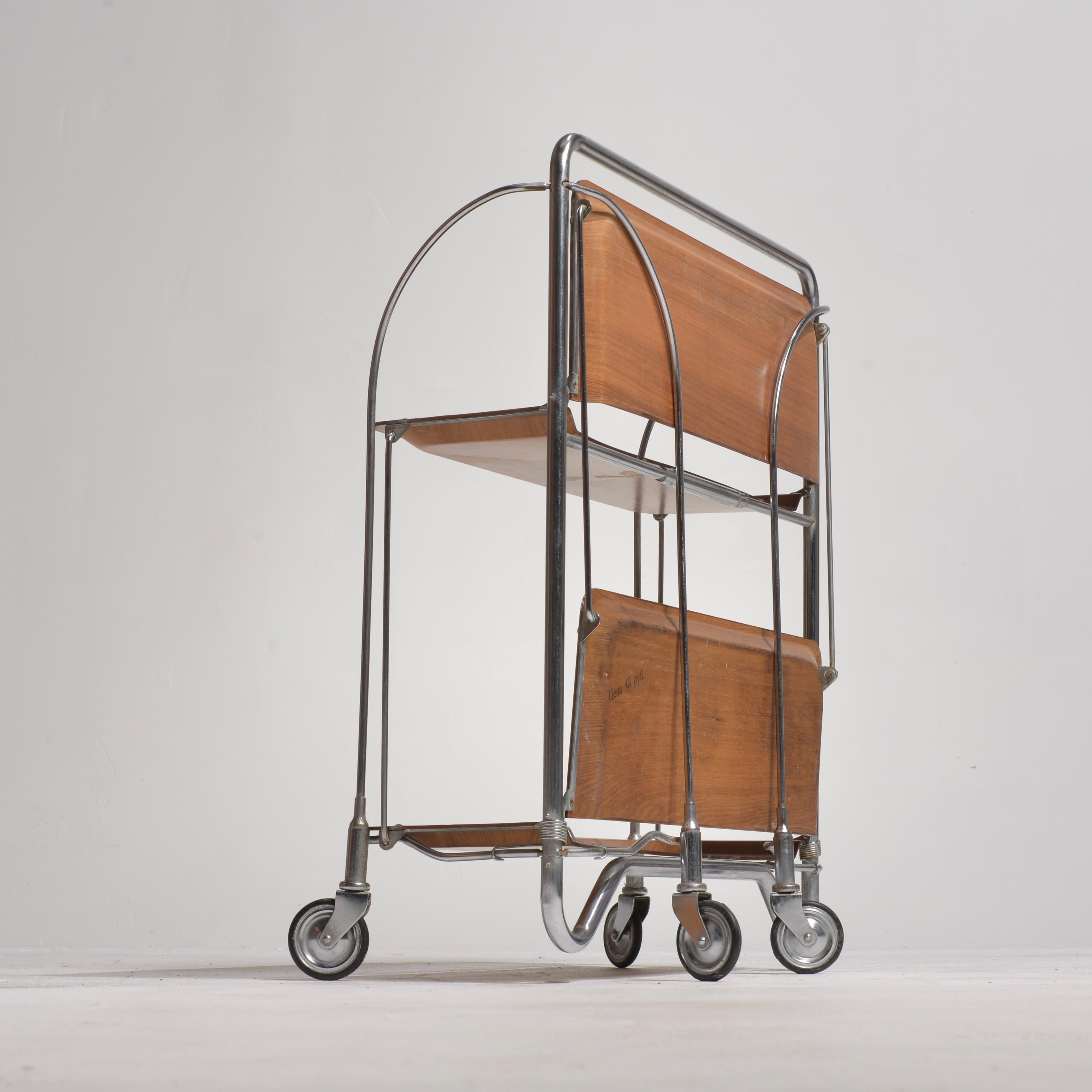 Vintage Mid-Century Foldable Serving Trolley  For Sale 6
