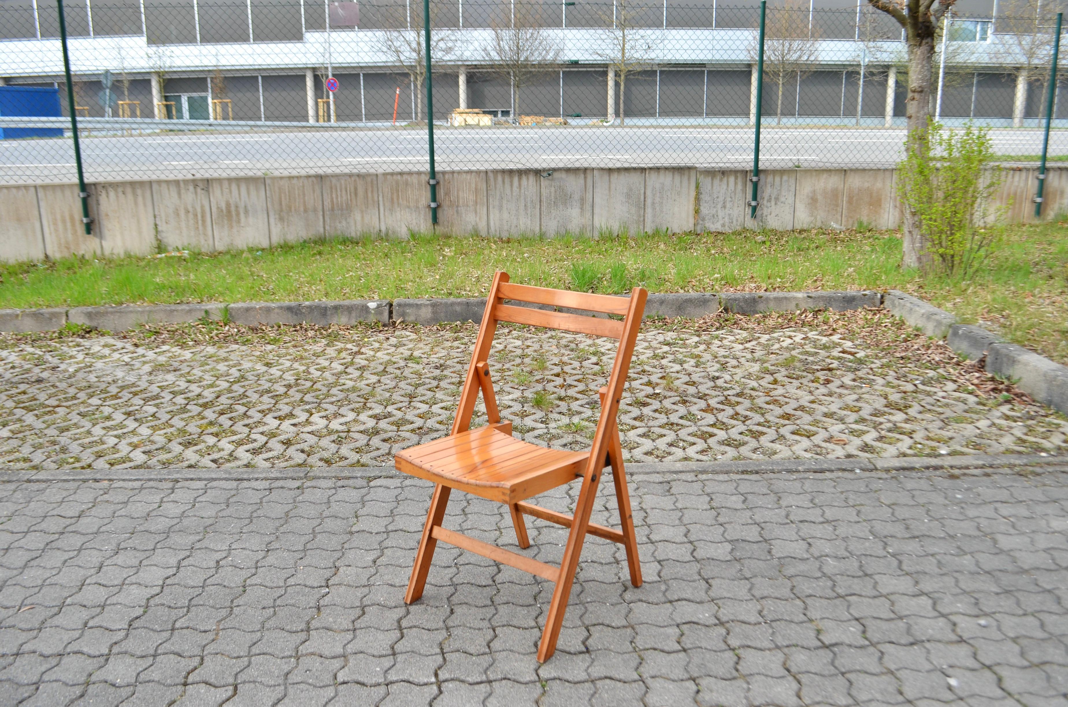 Chaise pliante vintage du milieu du siècle en hêtre 1 / 11 en vente 4