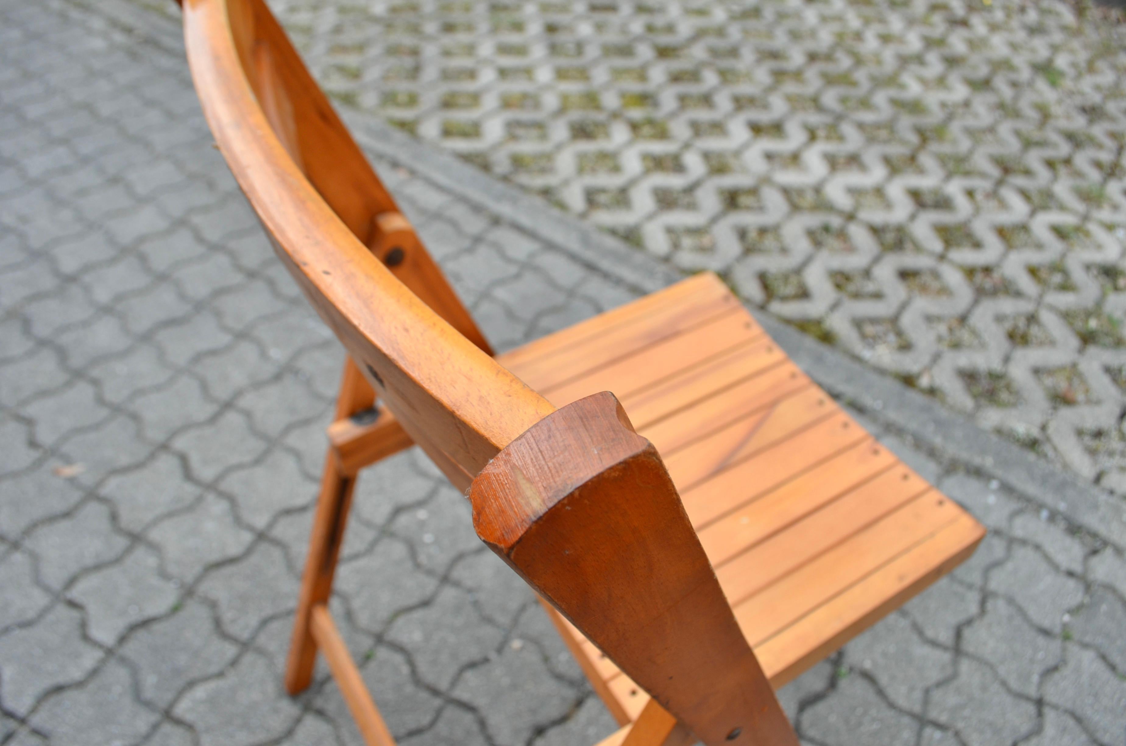 Chaise pliante vintage du milieu du siècle en hêtre 1 / 11 en vente 8