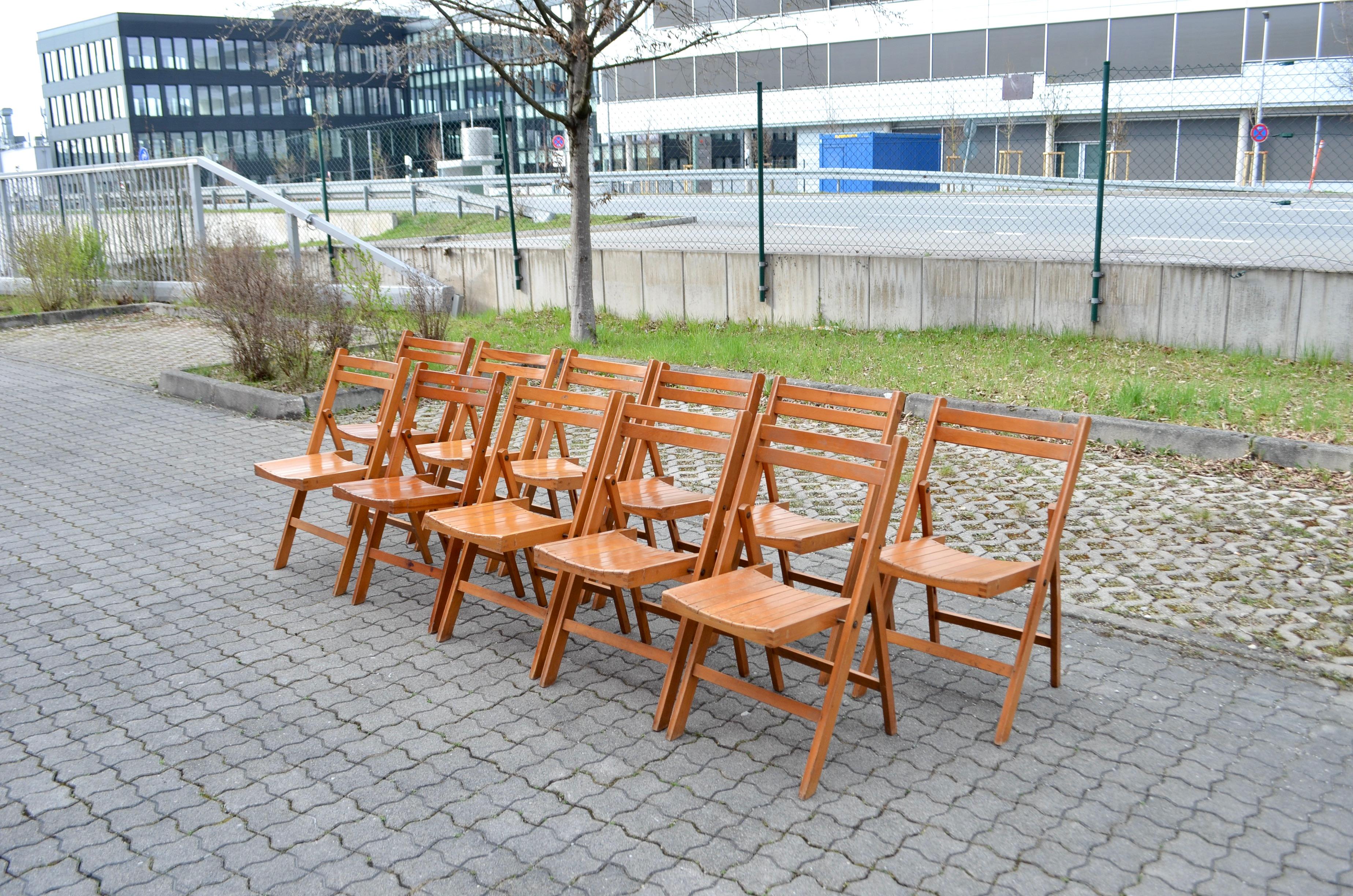 Mid-Century Modern Chaise pliante vintage du milieu du siècle en hêtre 1 / 11 en vente