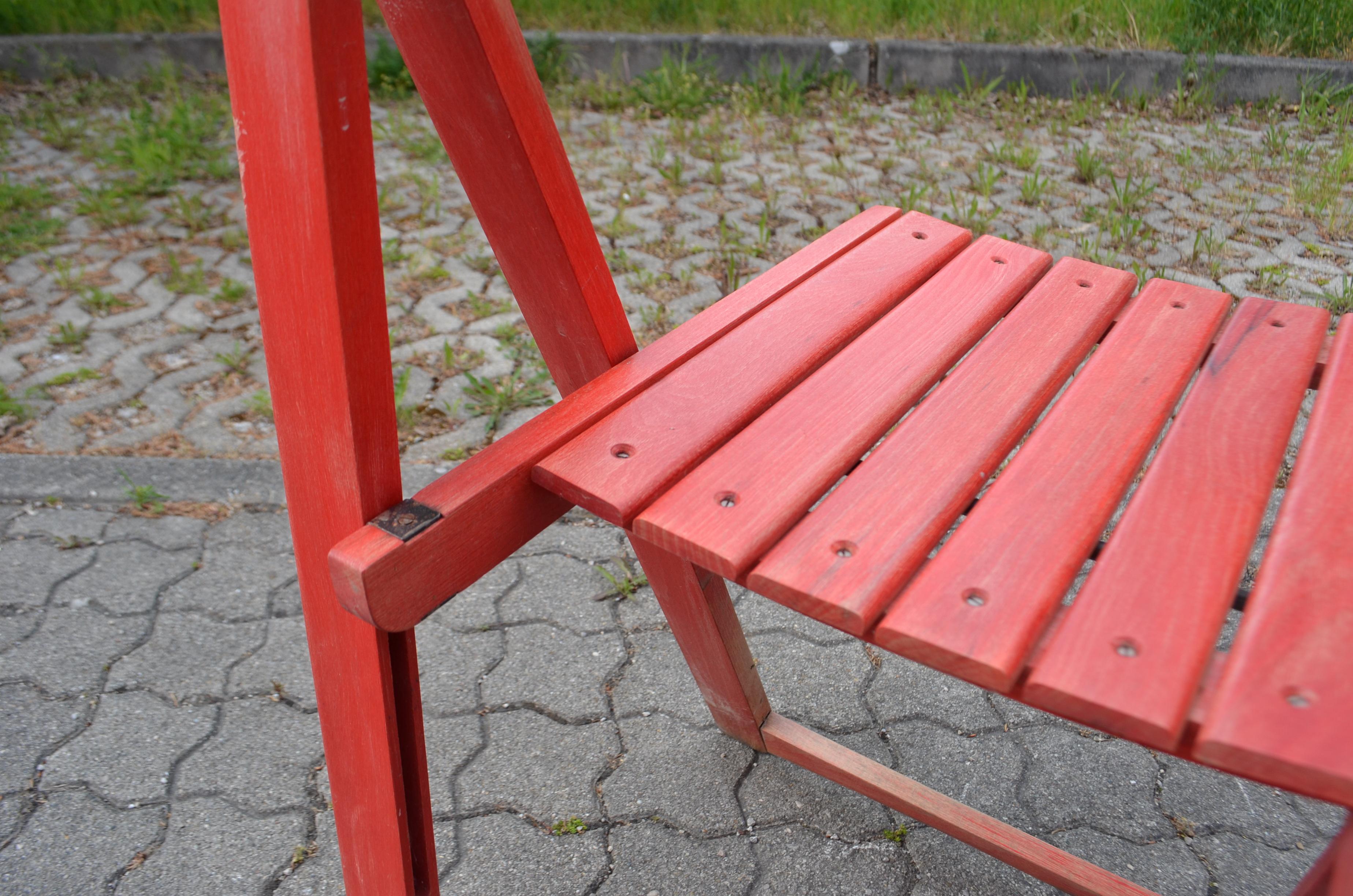Vintage Mid- Century Folding Chair red Beech 1 / 6 en vente 4