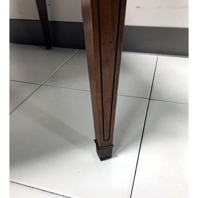 HERITAGE FURNITURE Obstholz-Beistelltisch aus der Mitte des Jahrhunderts (Messing)