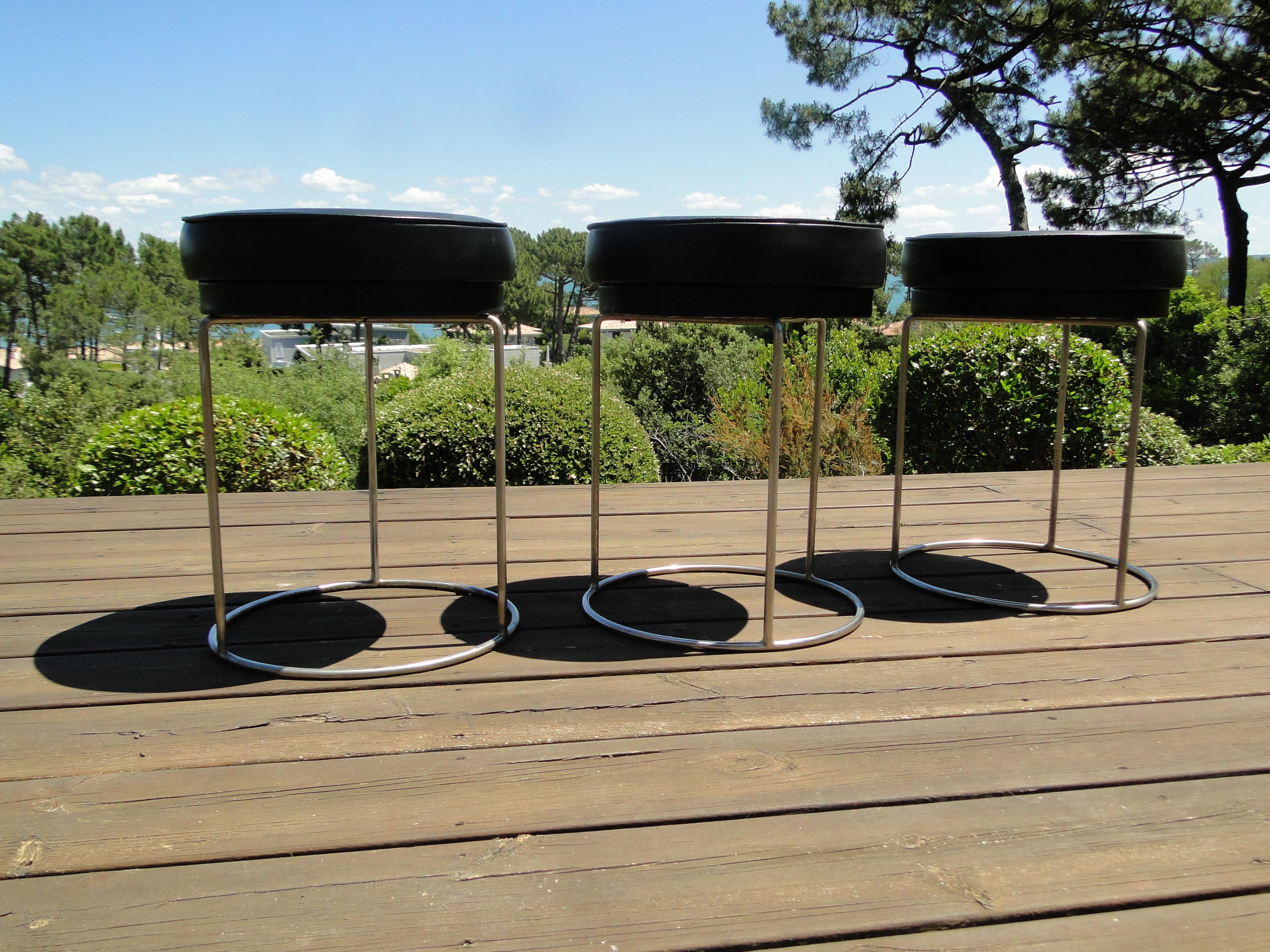 Jacques Adnet Style Vintage French Mid Century Leather and Metal Stools set 3  For Sale 4