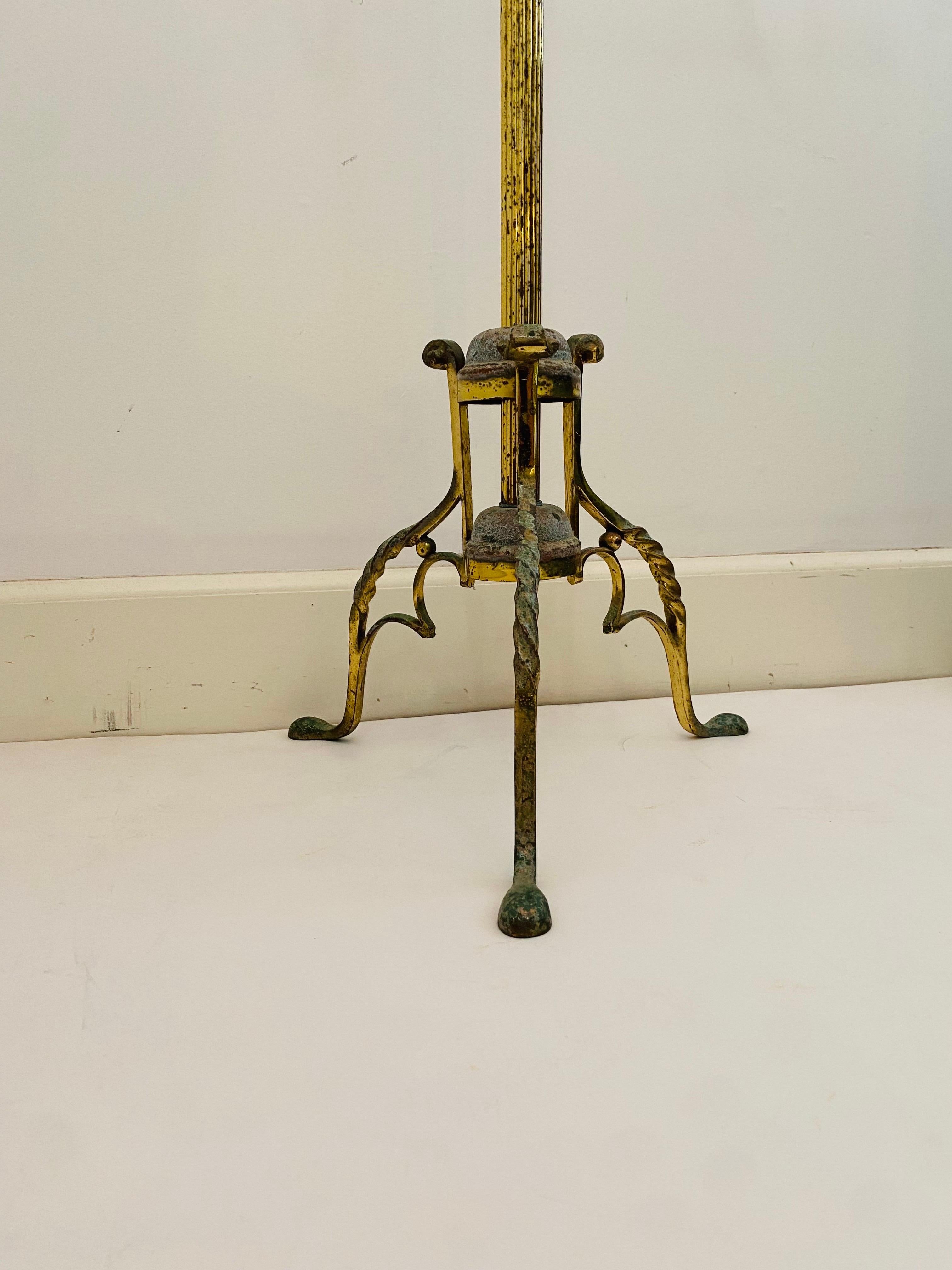 Hollywood Regency Valigetta in ottone per gentiluomini d'epoca della metà del secolo scorso in vendita