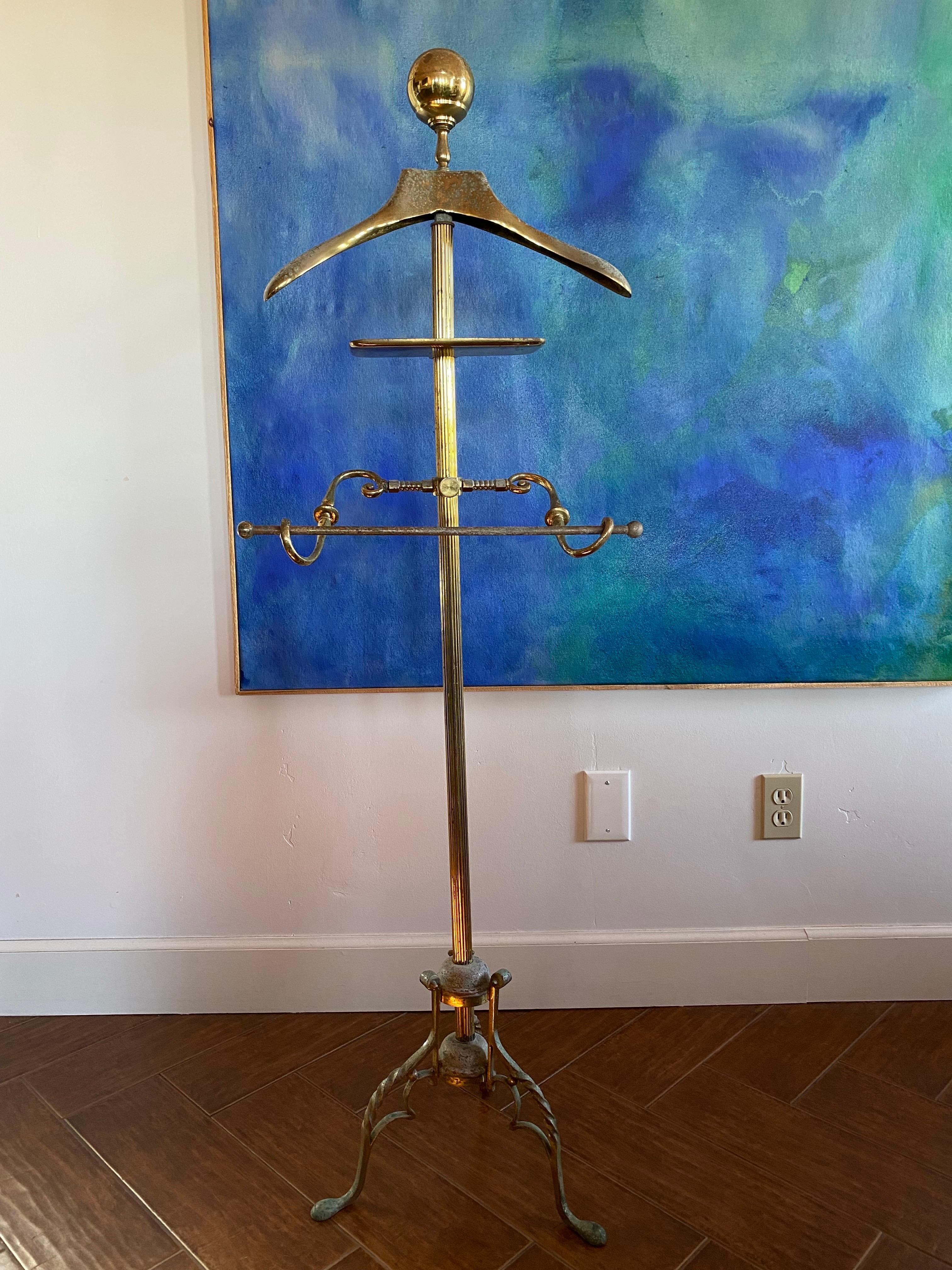 Valigetta in ottone per gentiluomini d'epoca della metà del secolo scorso In condizioni buone in vendita a San Diego, CA